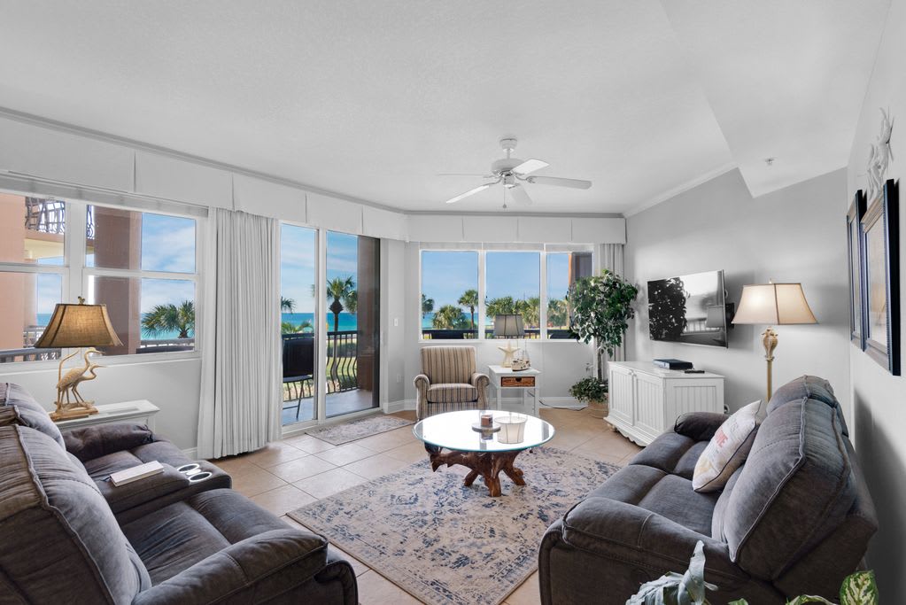 Living room with stunning view of the Gulf!