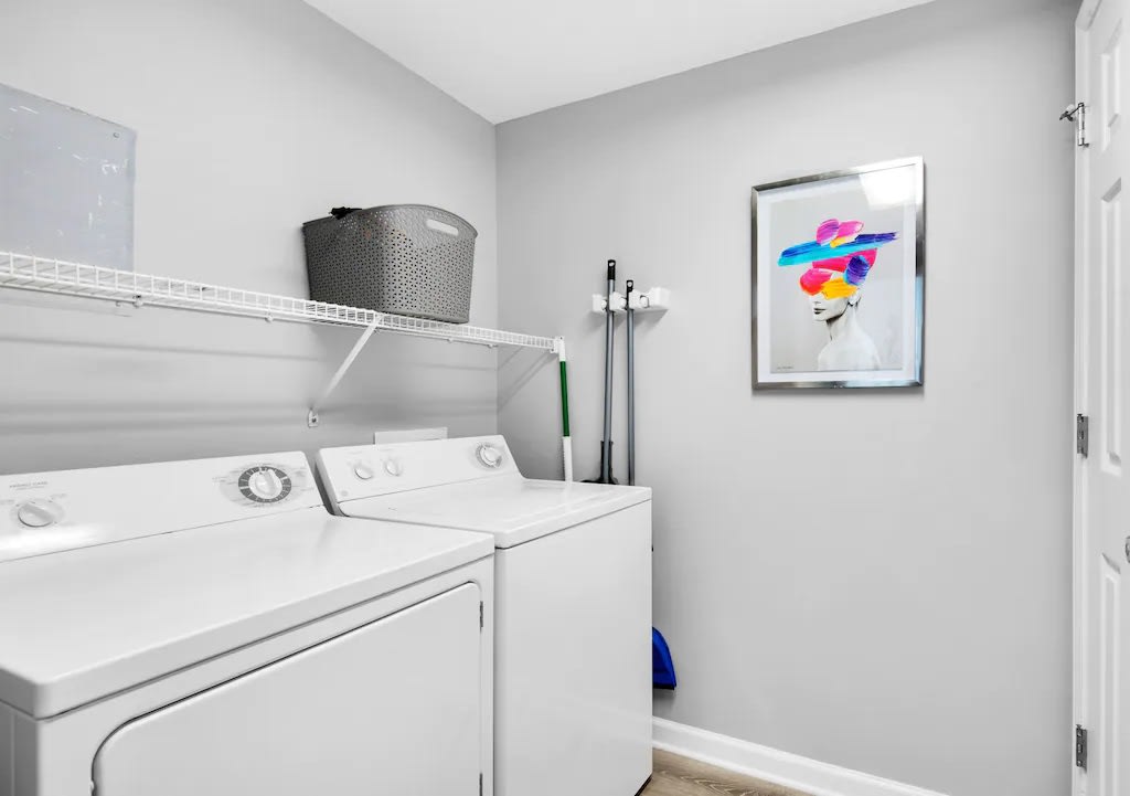 Brand new large capacity washer and dryer, vacuum if you hate sandy floors!