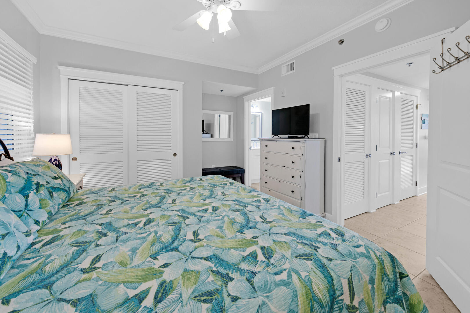 Master Closet and Clothes Chest