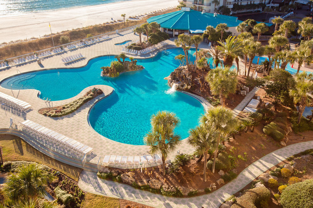 Lagoon Pool/ Hot Tub
