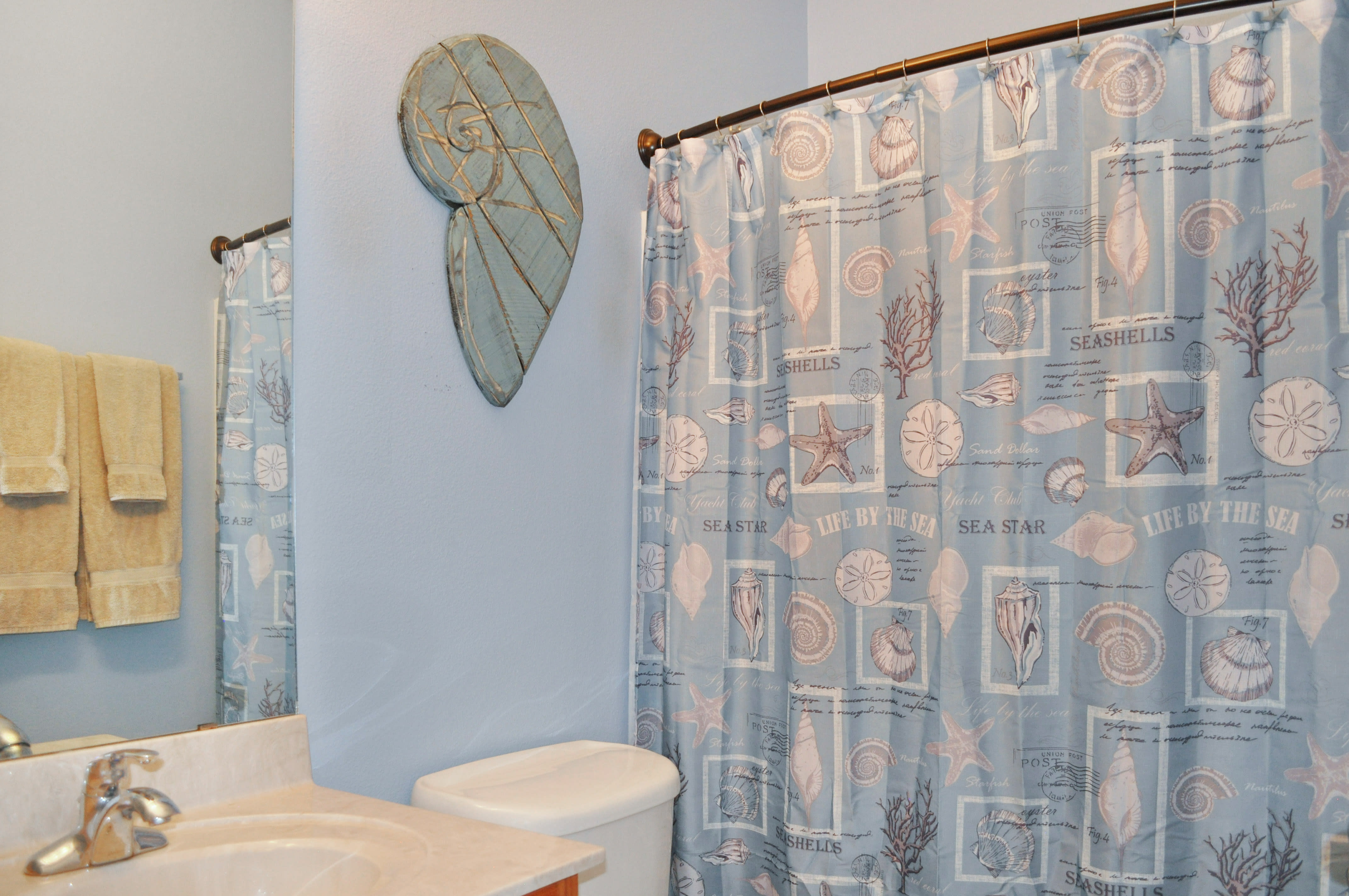 2nd master en-suite bathroom