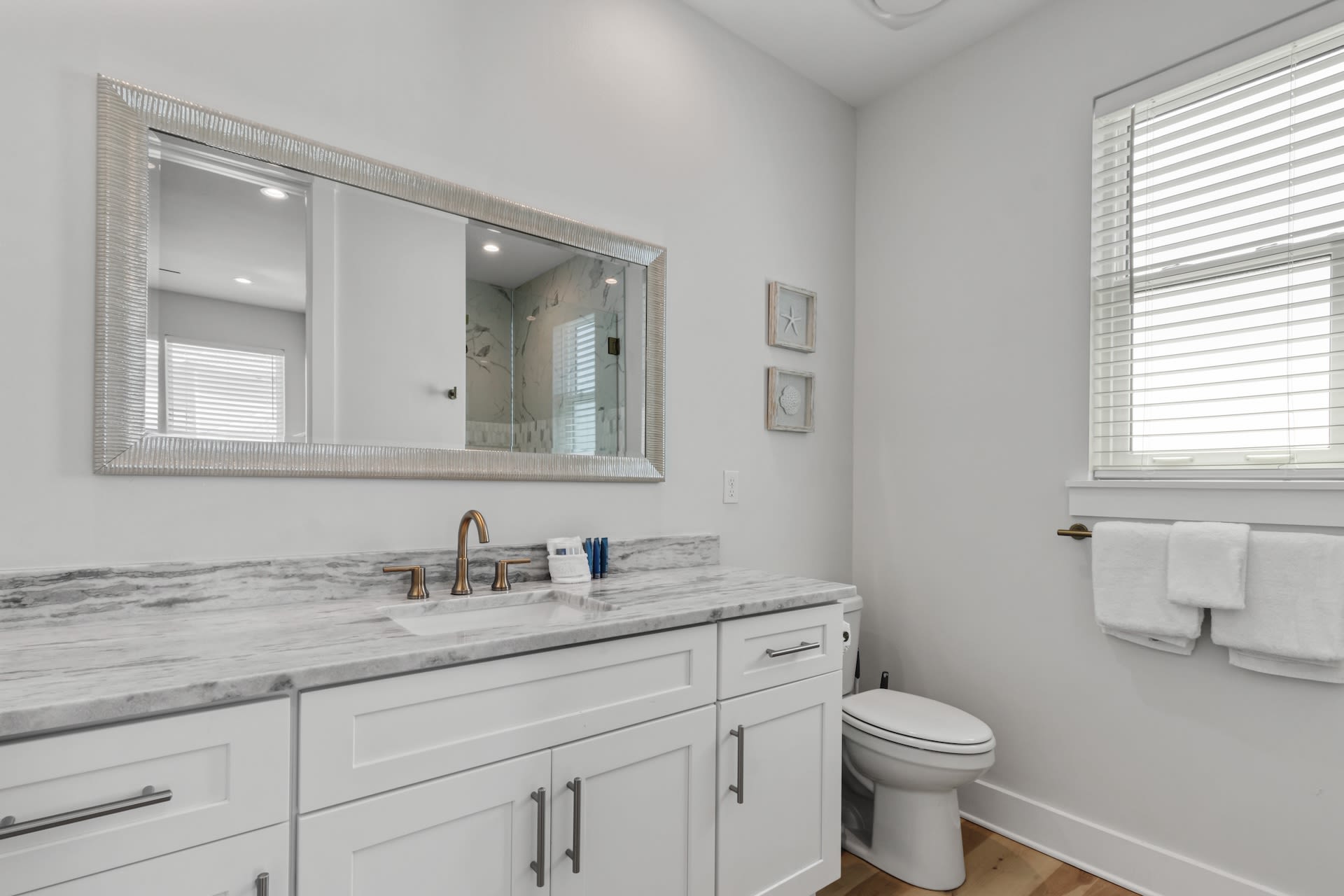 King Guest Room En Suite