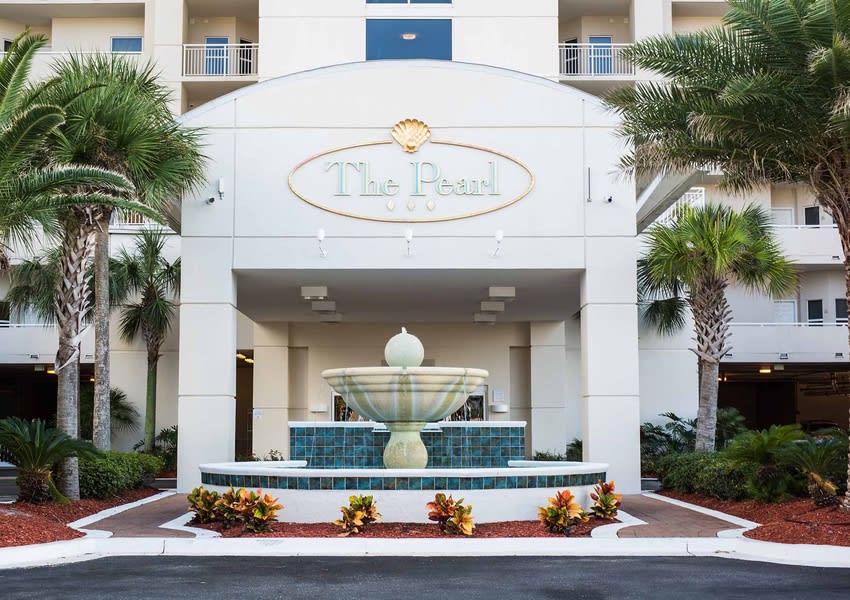  Beautiful entrance to The Pearl Of Navarre