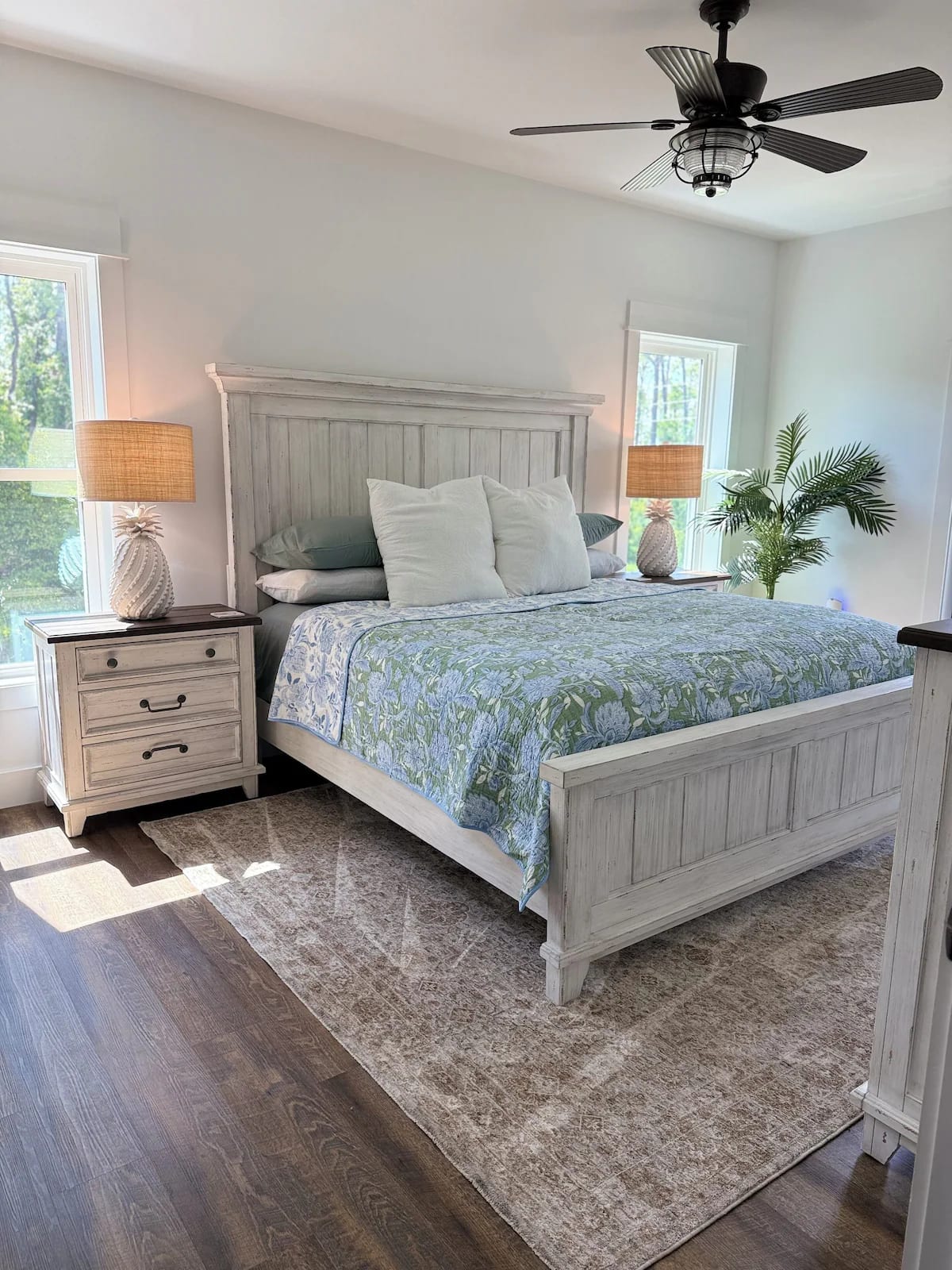 King Bed, two nightstands, and dresser.