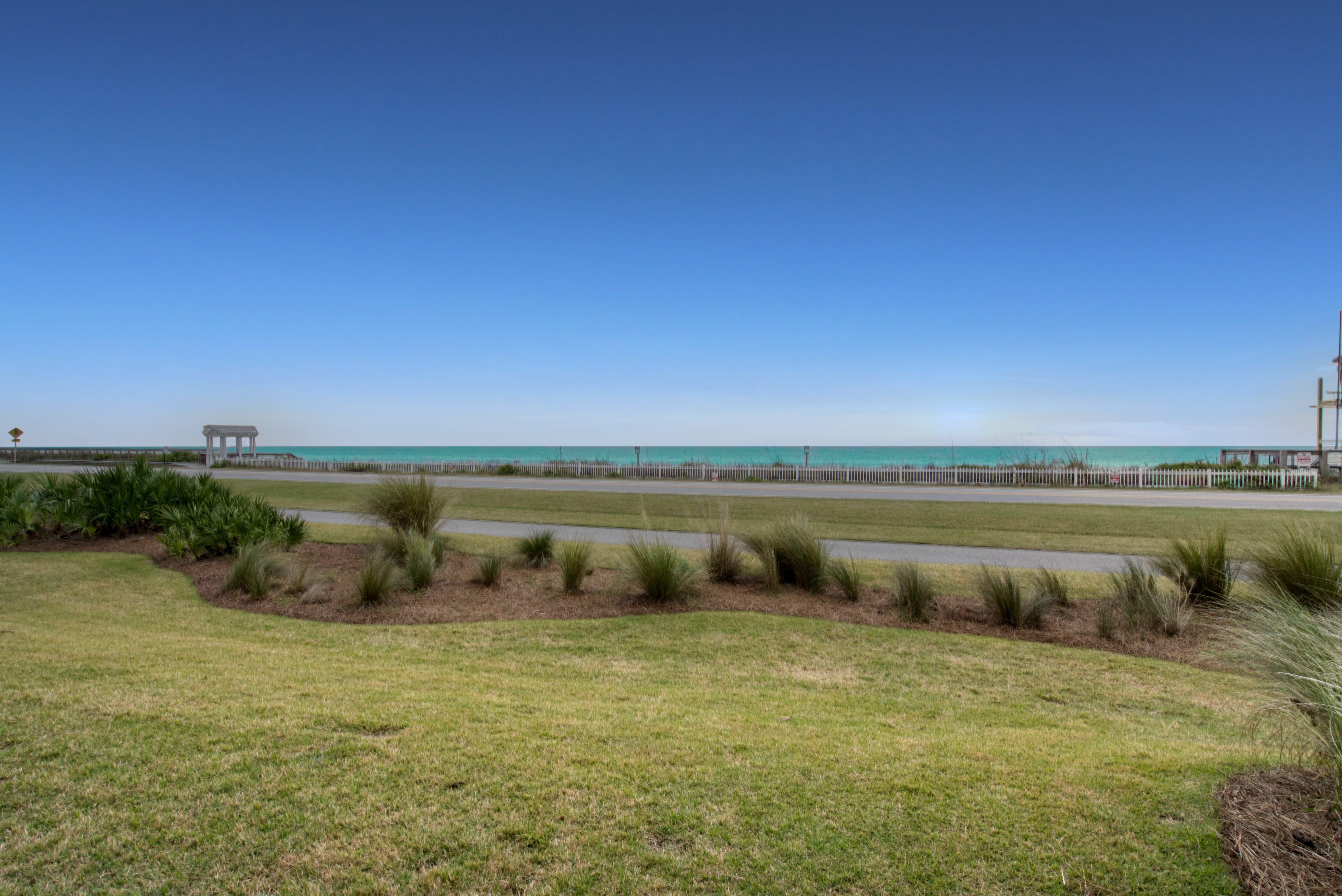 Gulf Front- Stunning Unobstructed Views from your Patio!