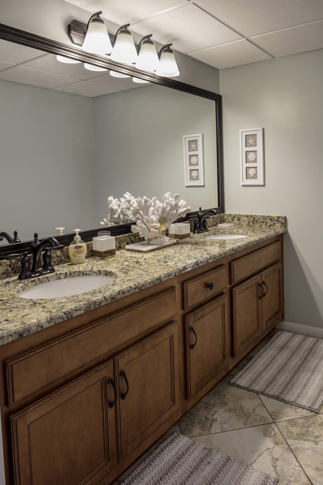 Double Vanity with Granite Counter Tops 