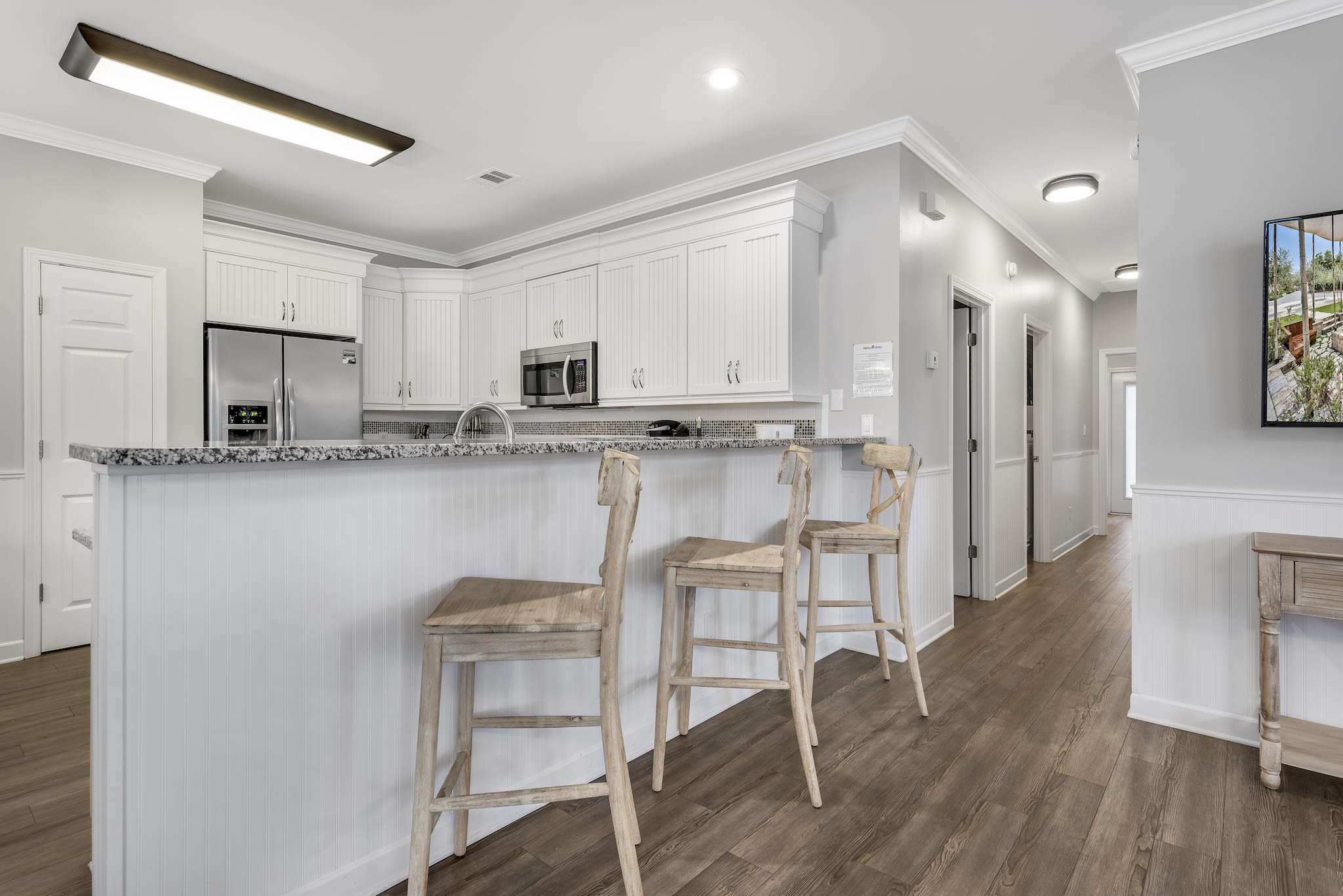 Gourmet eat-in kitchen with breakfast bar