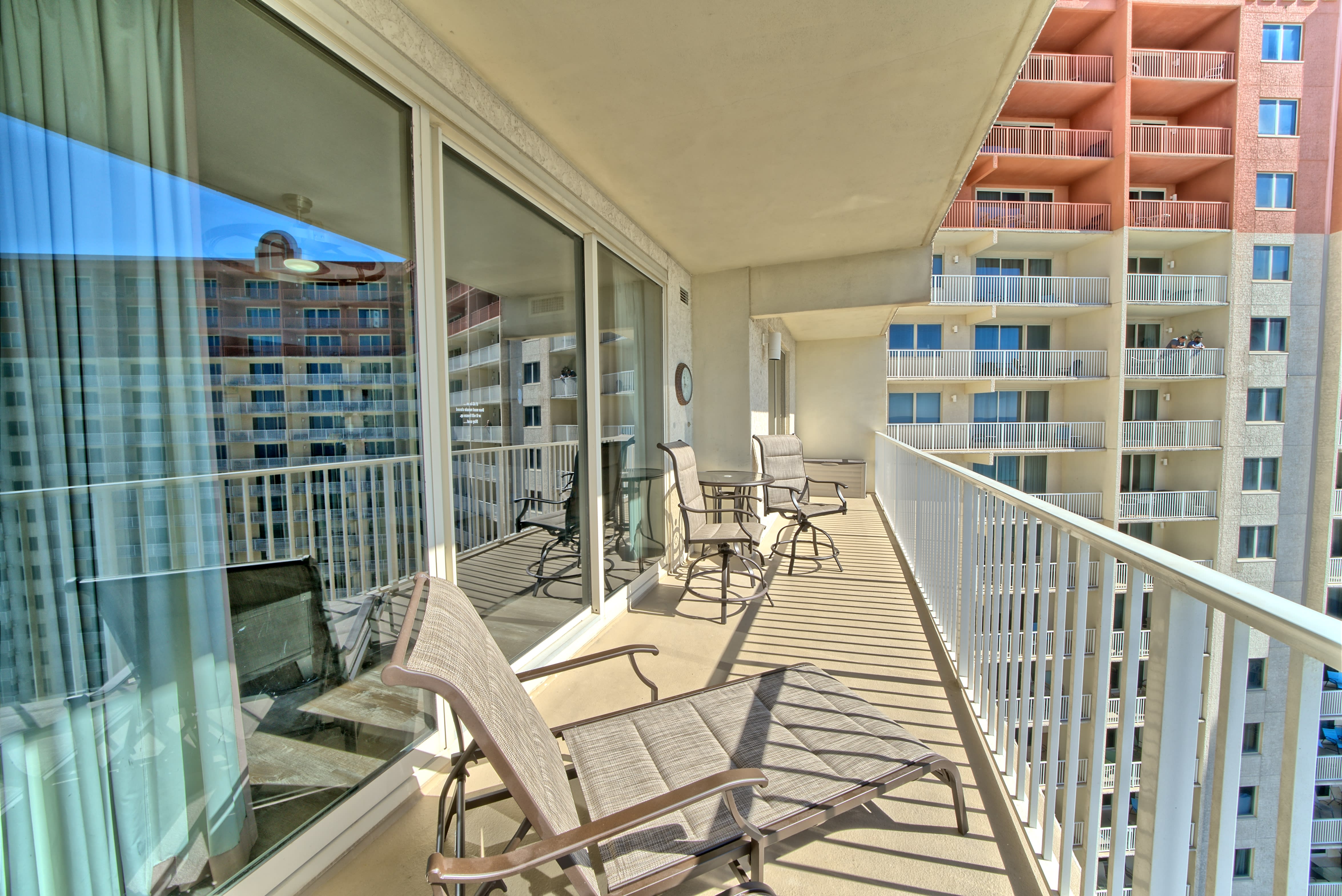 190 Square Foot Double Balcony