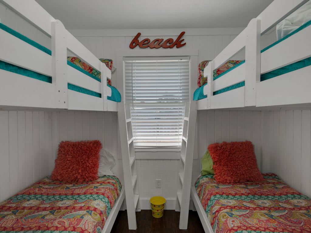 3rd Bedroom is a Bunk Room... Includes Flat Screen TV