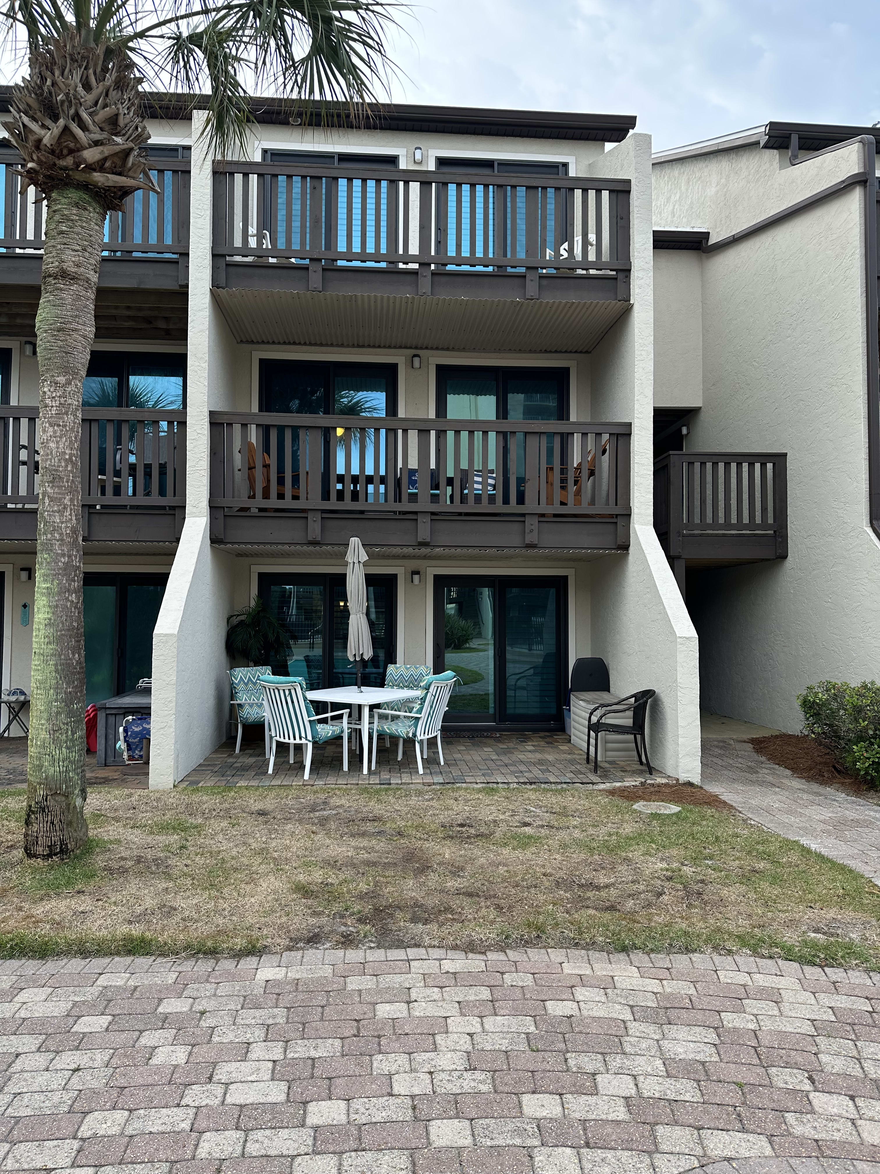 patio and 3rd floor deck facing the courtyard