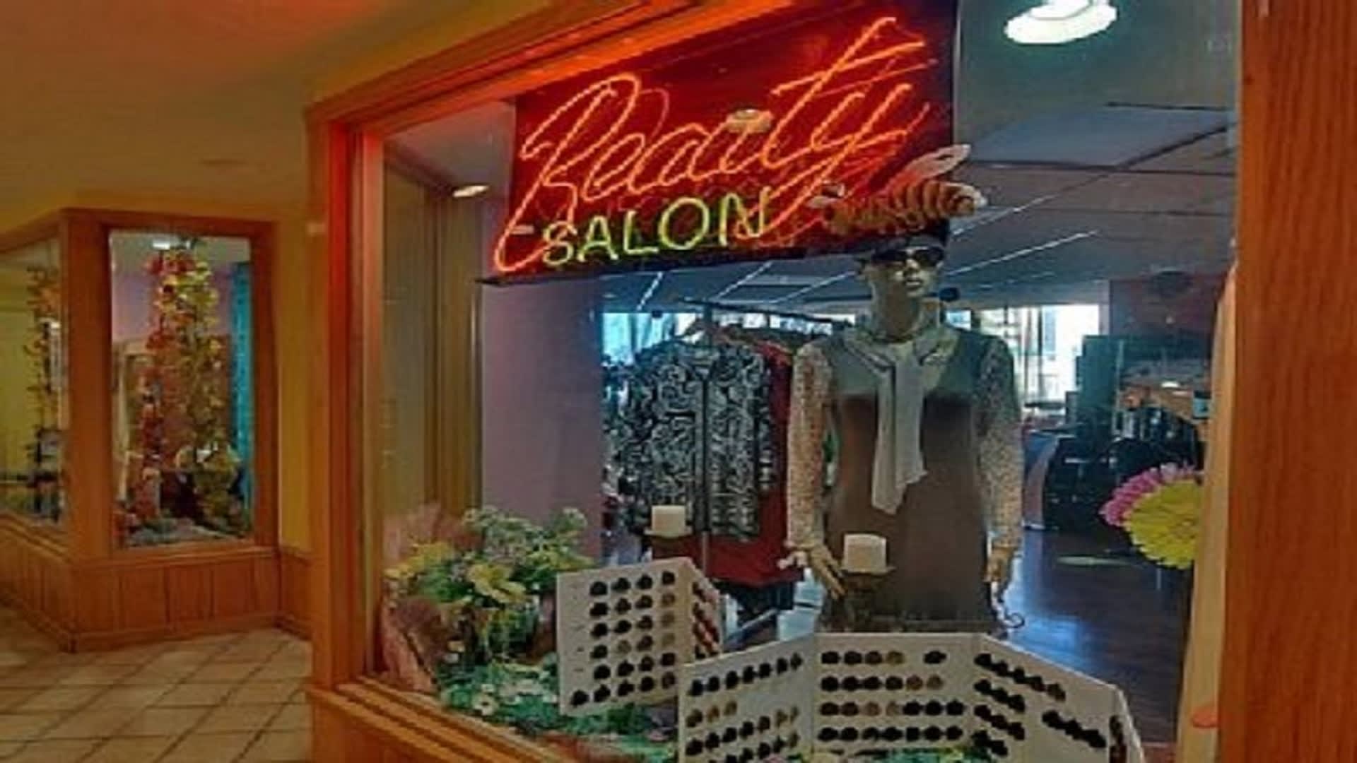 Hair and Nail Salon on the 1st Floor