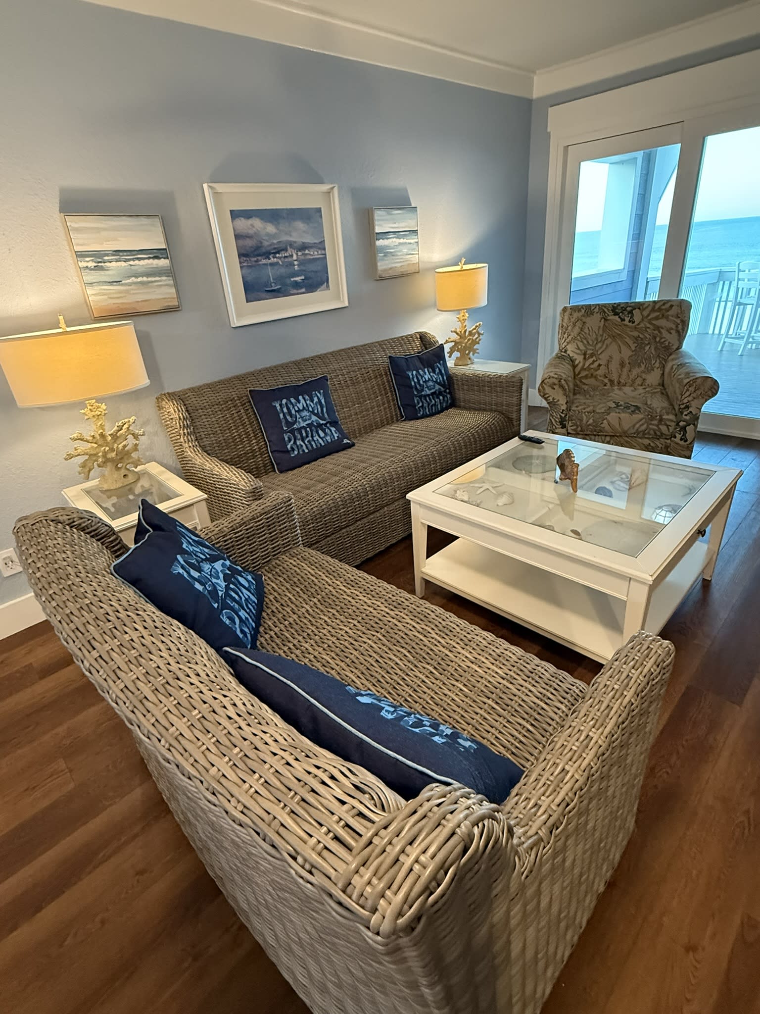 Living area with new couchs