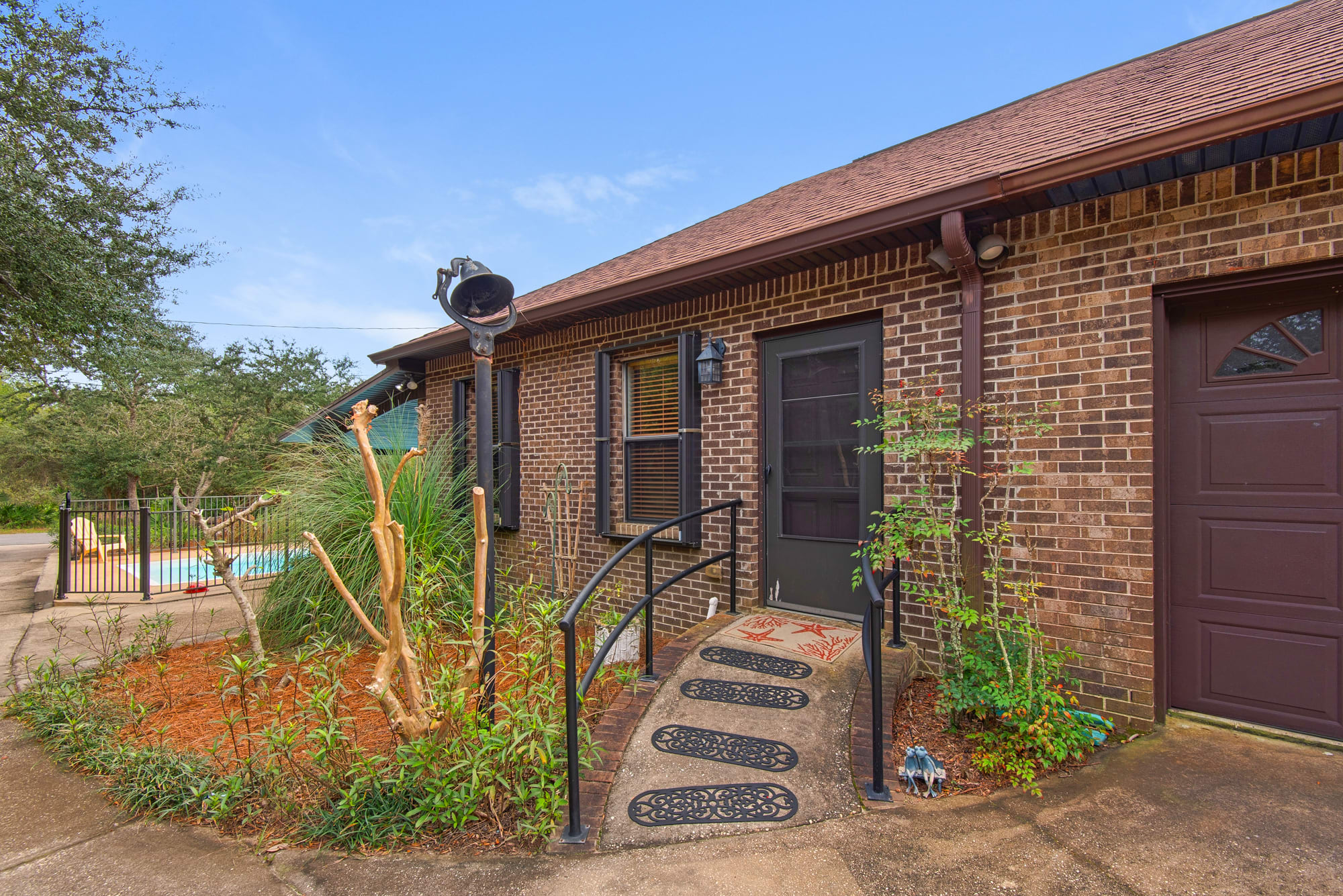 Separate entrance for in-law suite 