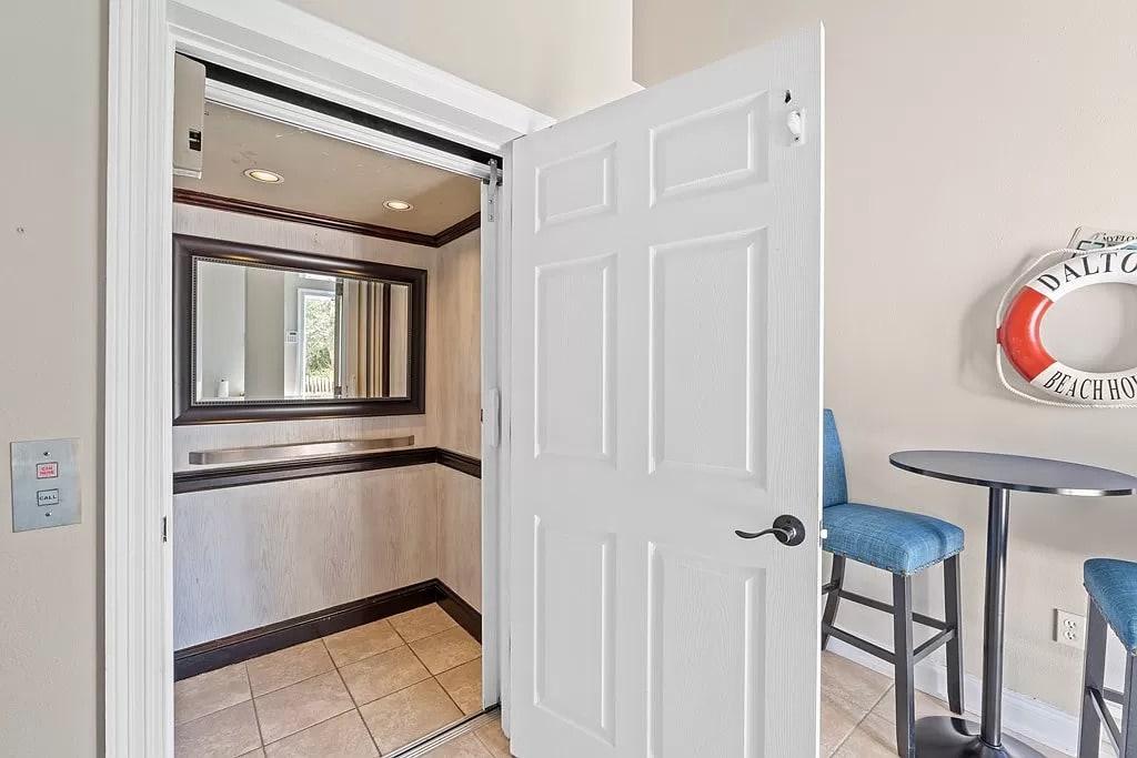 Ground Level Entryway with Elevator