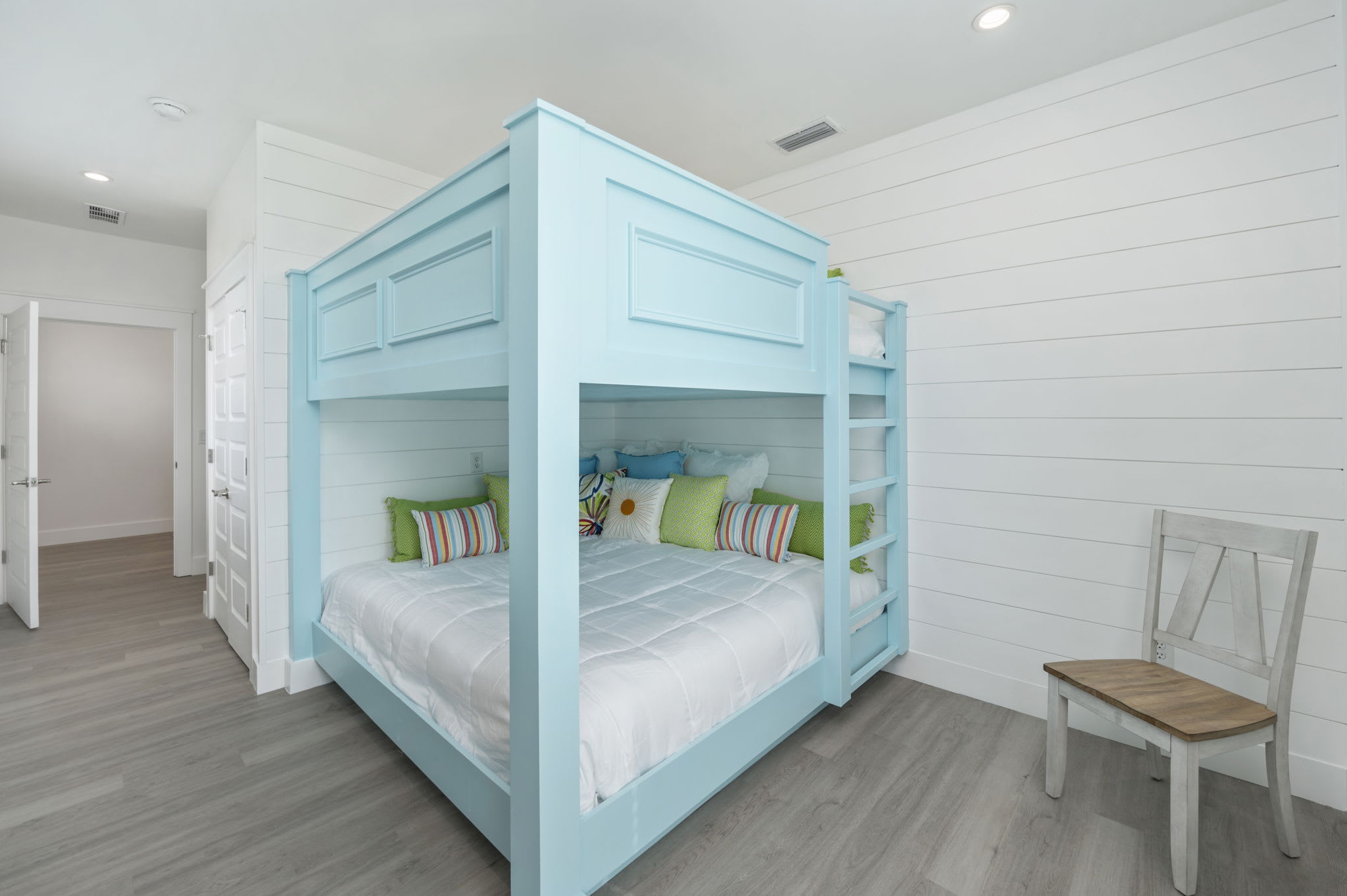 Sundial-24...2 Beds Attached in a Room