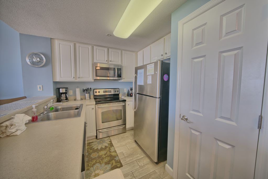 Fully equipped kitchen!