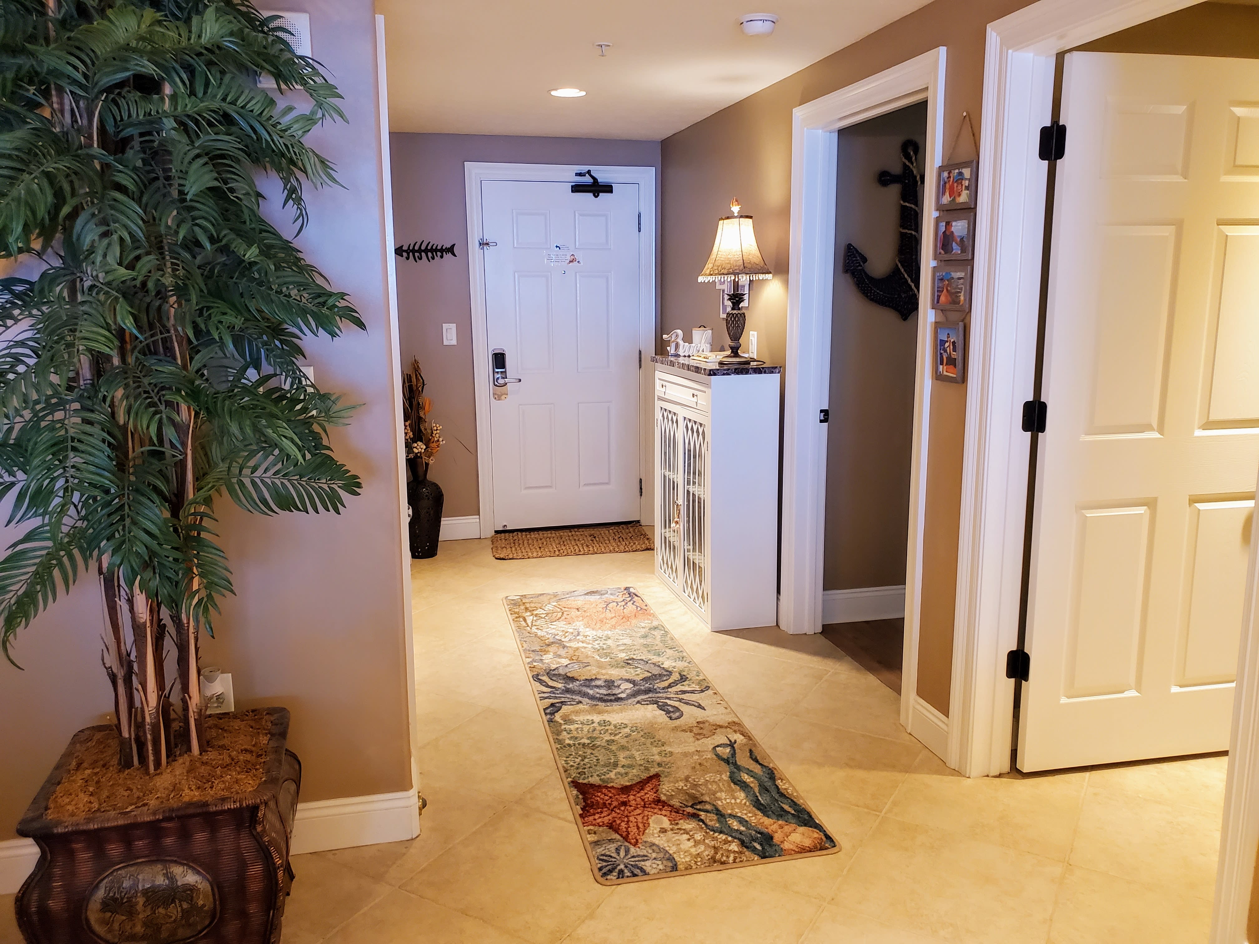 Door has code specific to guest during their stay. Past guests codes deactivated.