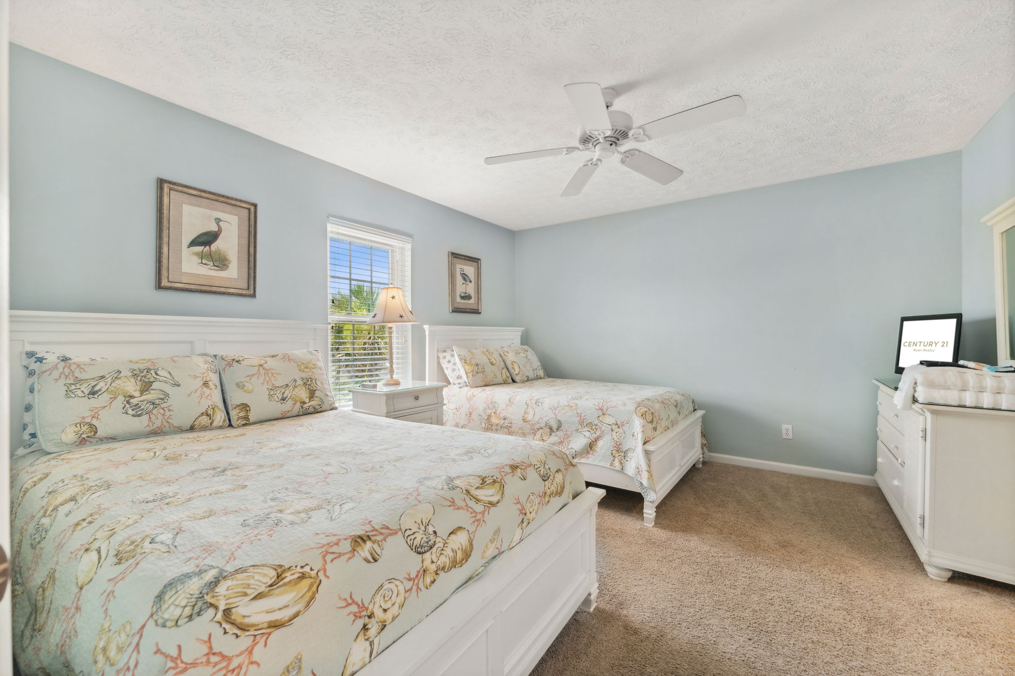 3rd bedroom with two full beds