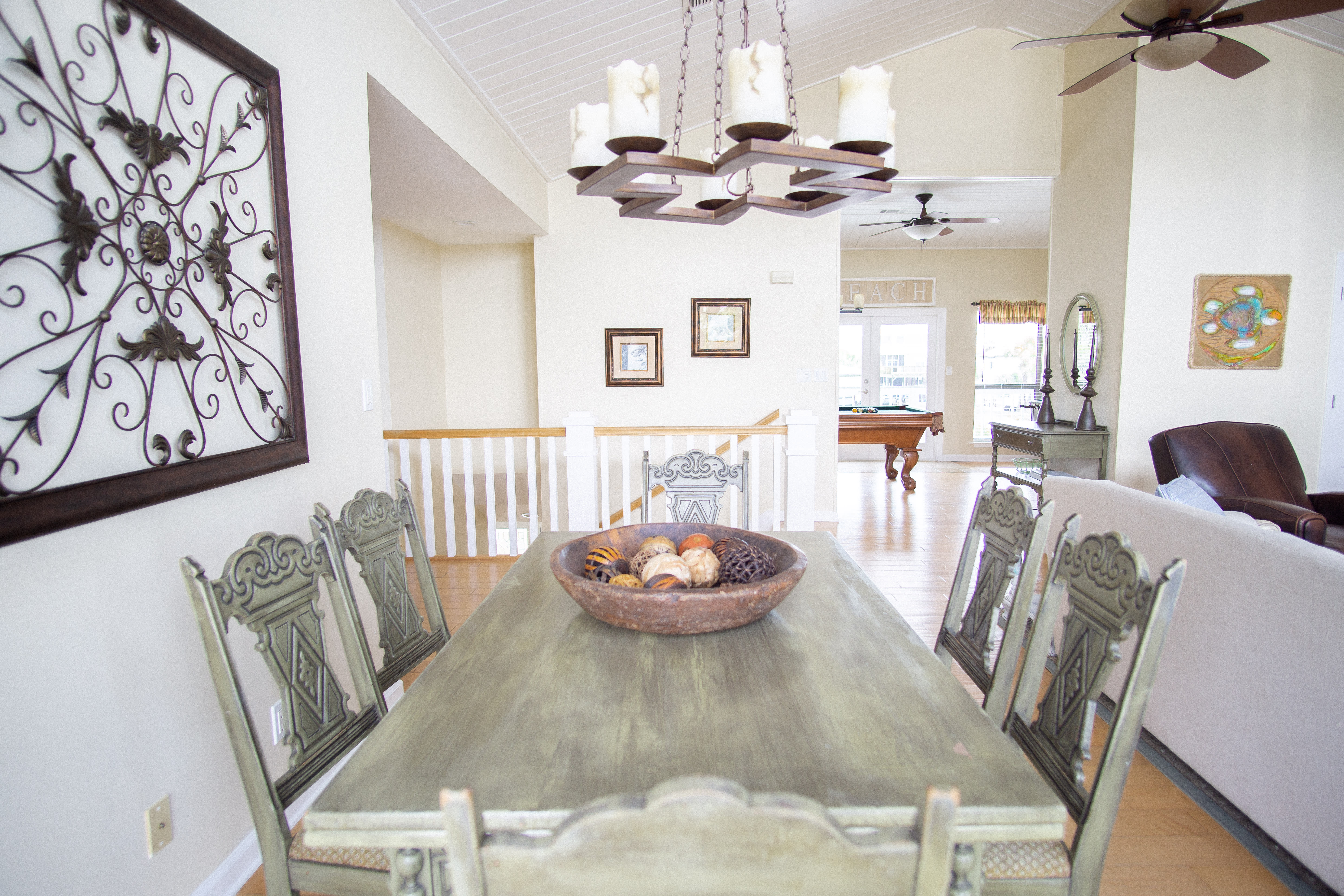 Dining room-2nd floor 