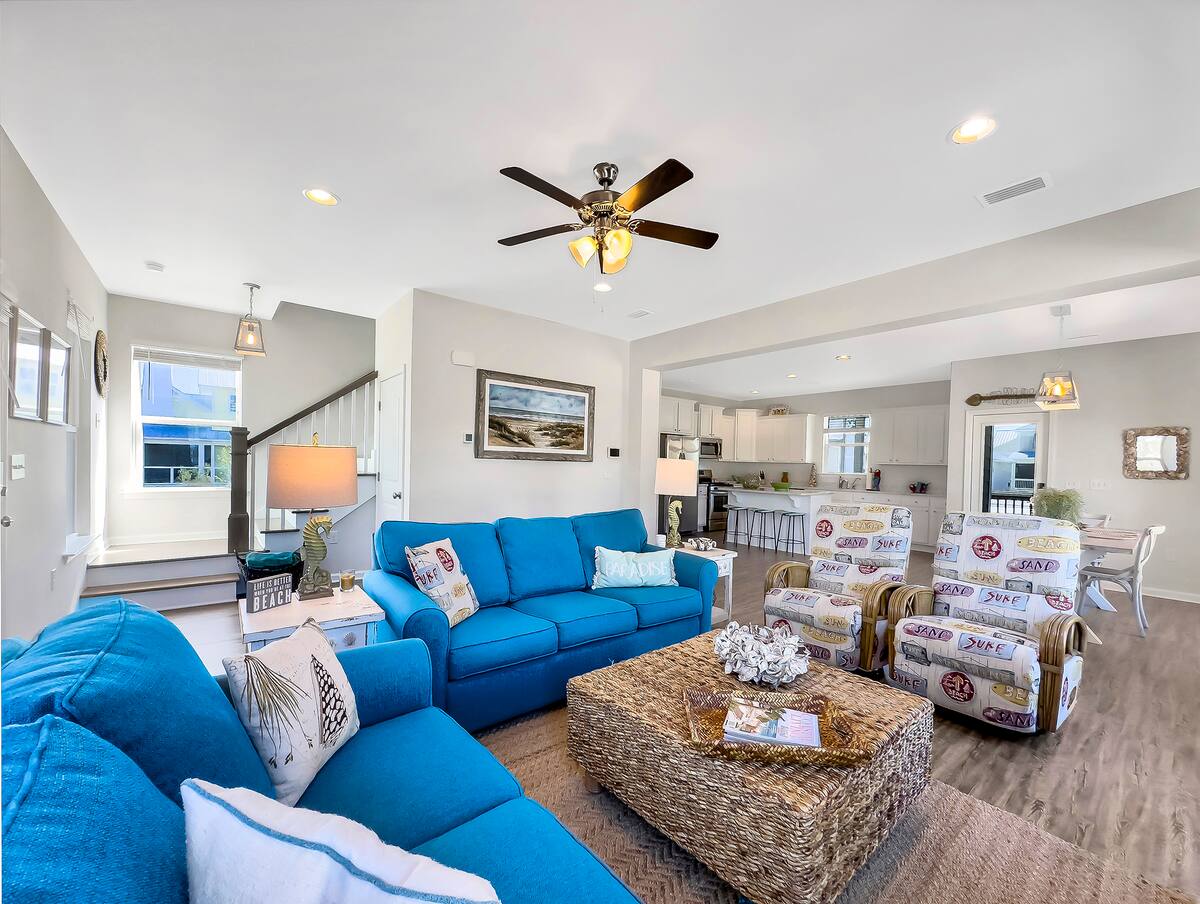 Open floor plan with plenty of seating for the family