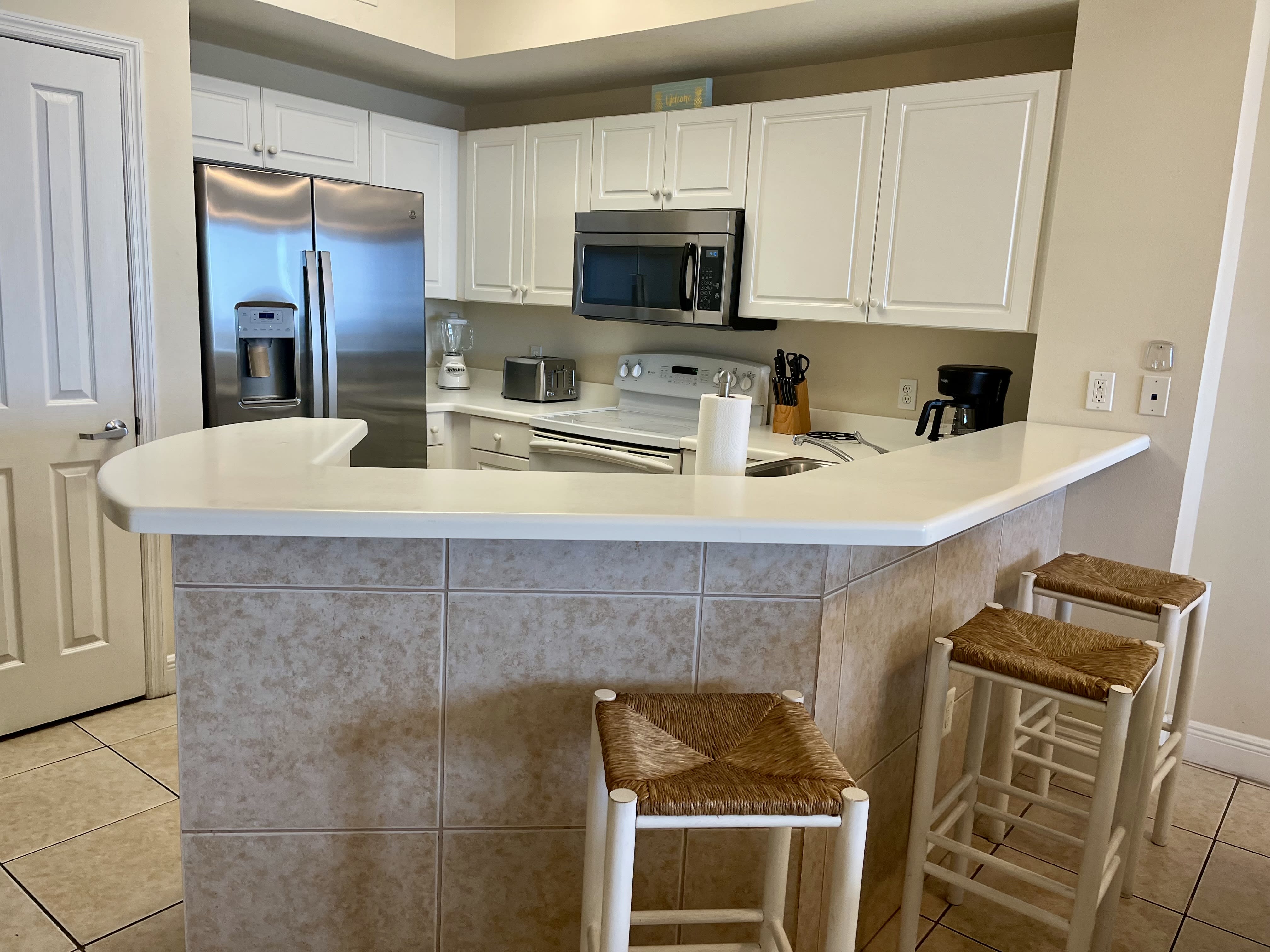 **LAST MINUTE SPRING BREAK SPECIALS**_23