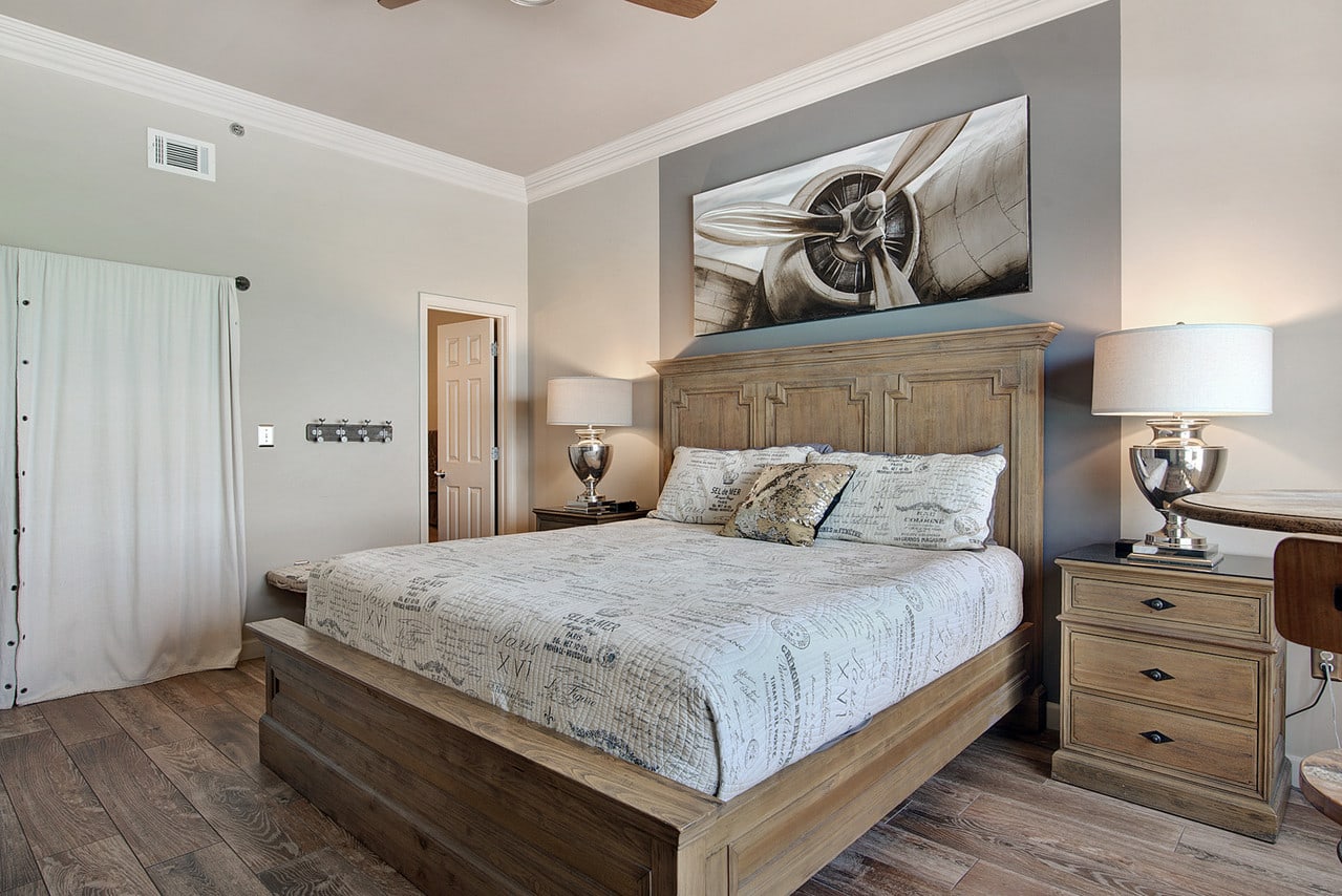 Master Bedroom King bed