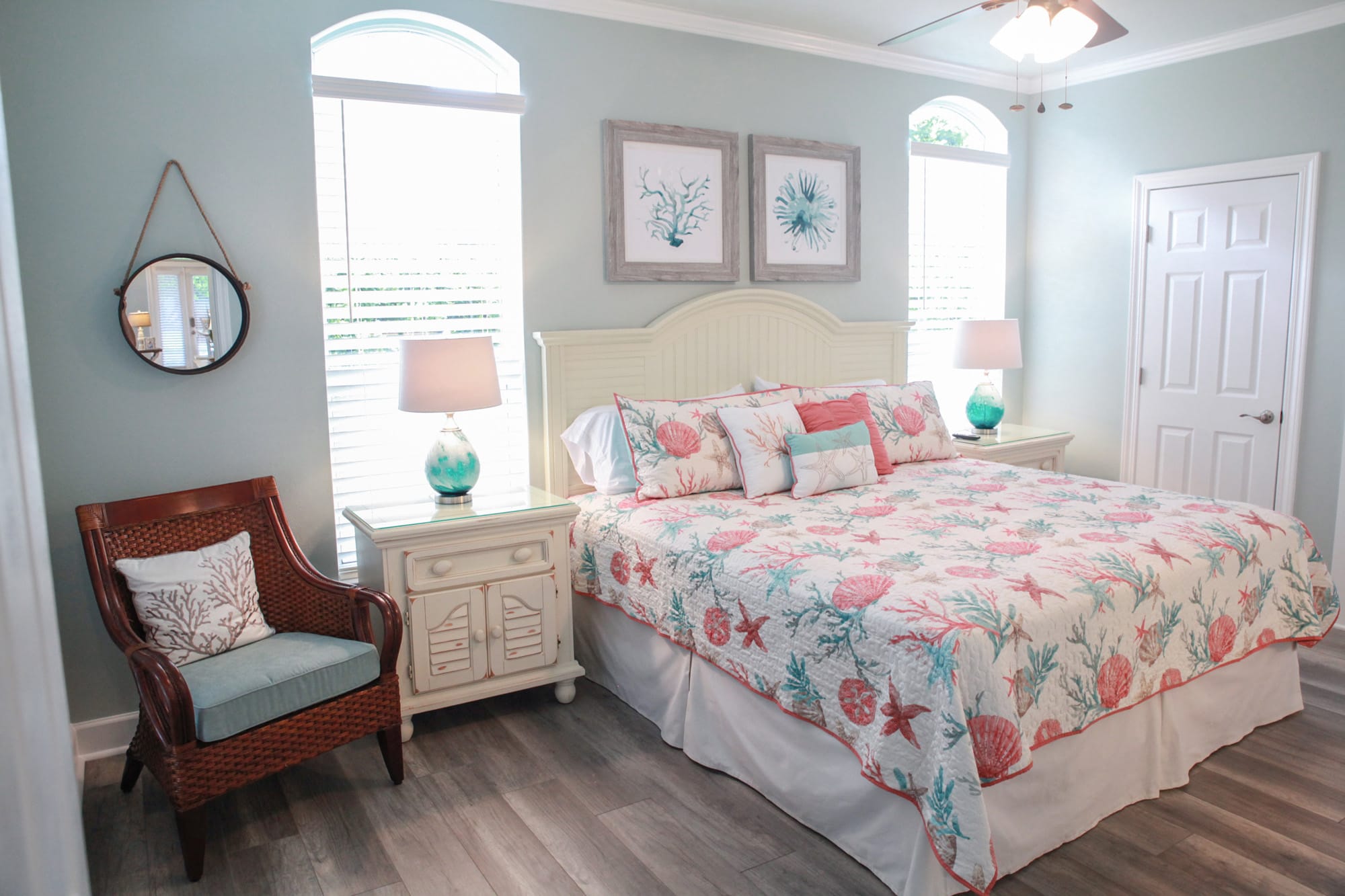 Spacious master king on main level