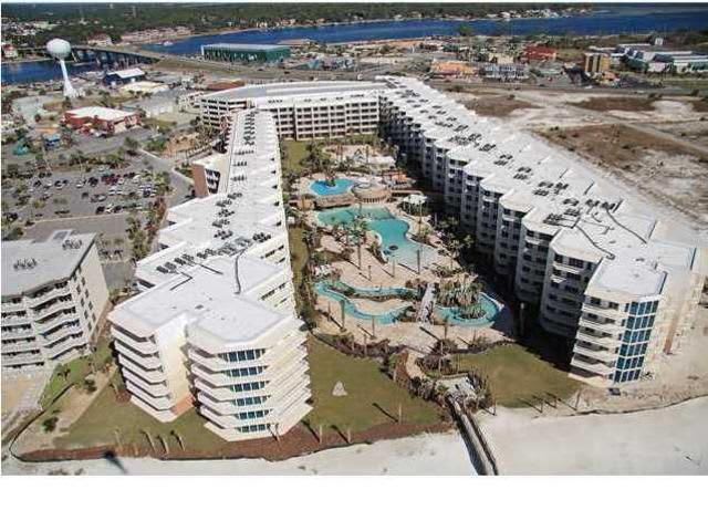 overview of Waterescape. All these amenities right on the beach!