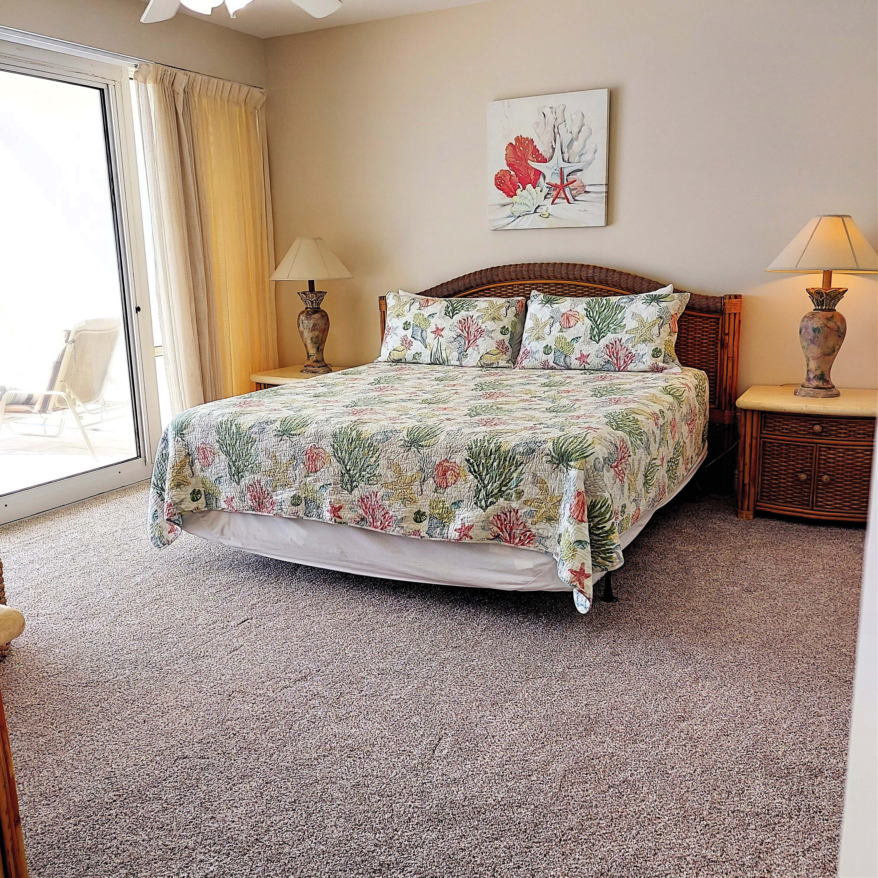 Gulf Front Master King Bedroom!