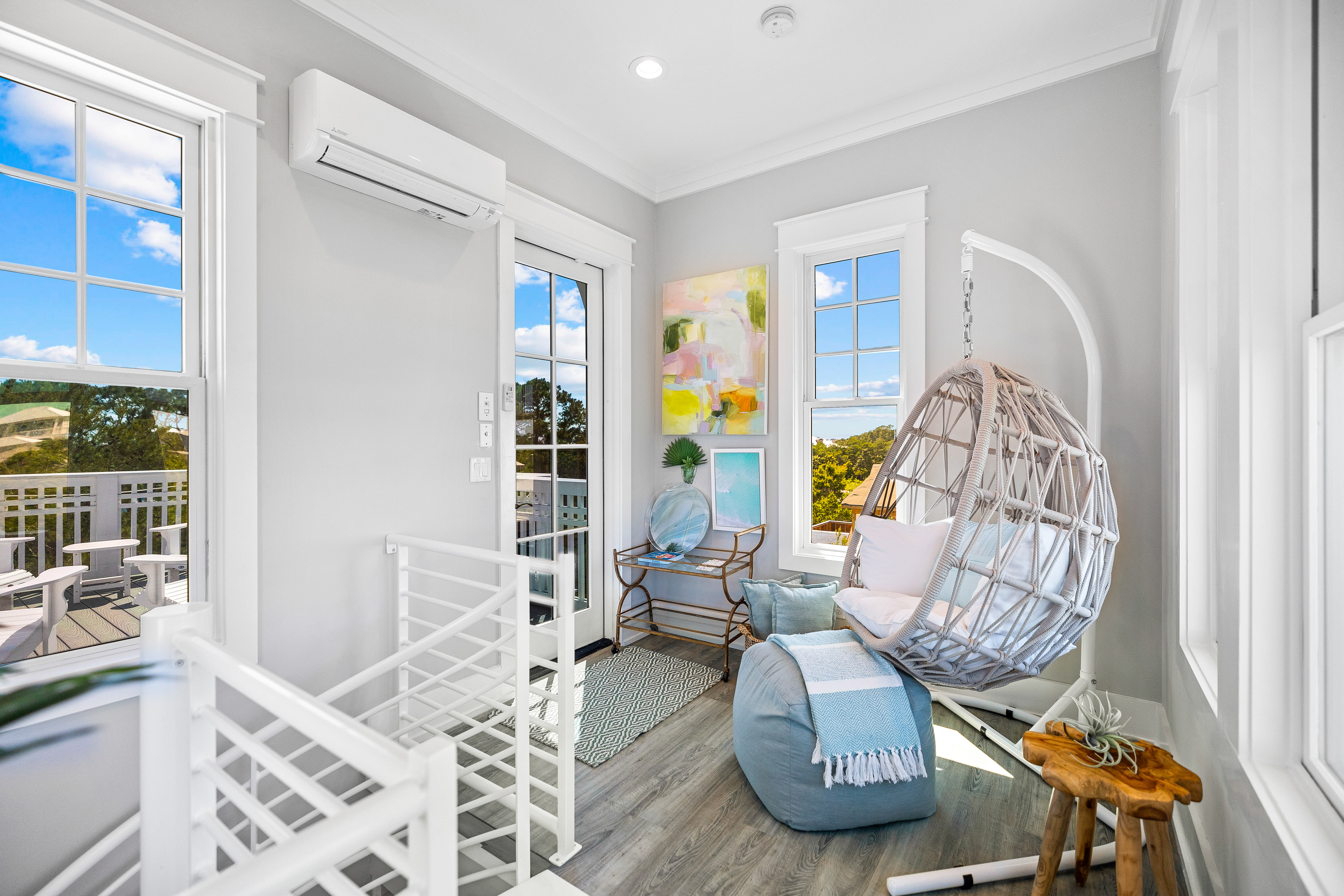 Third floor seating area