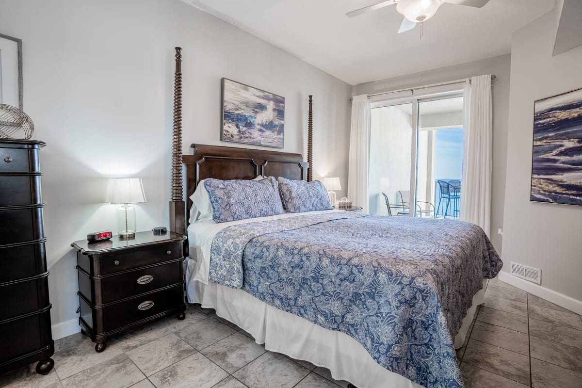 Master bedroom, Gulf Views, Private bath, King bed, Smart TV