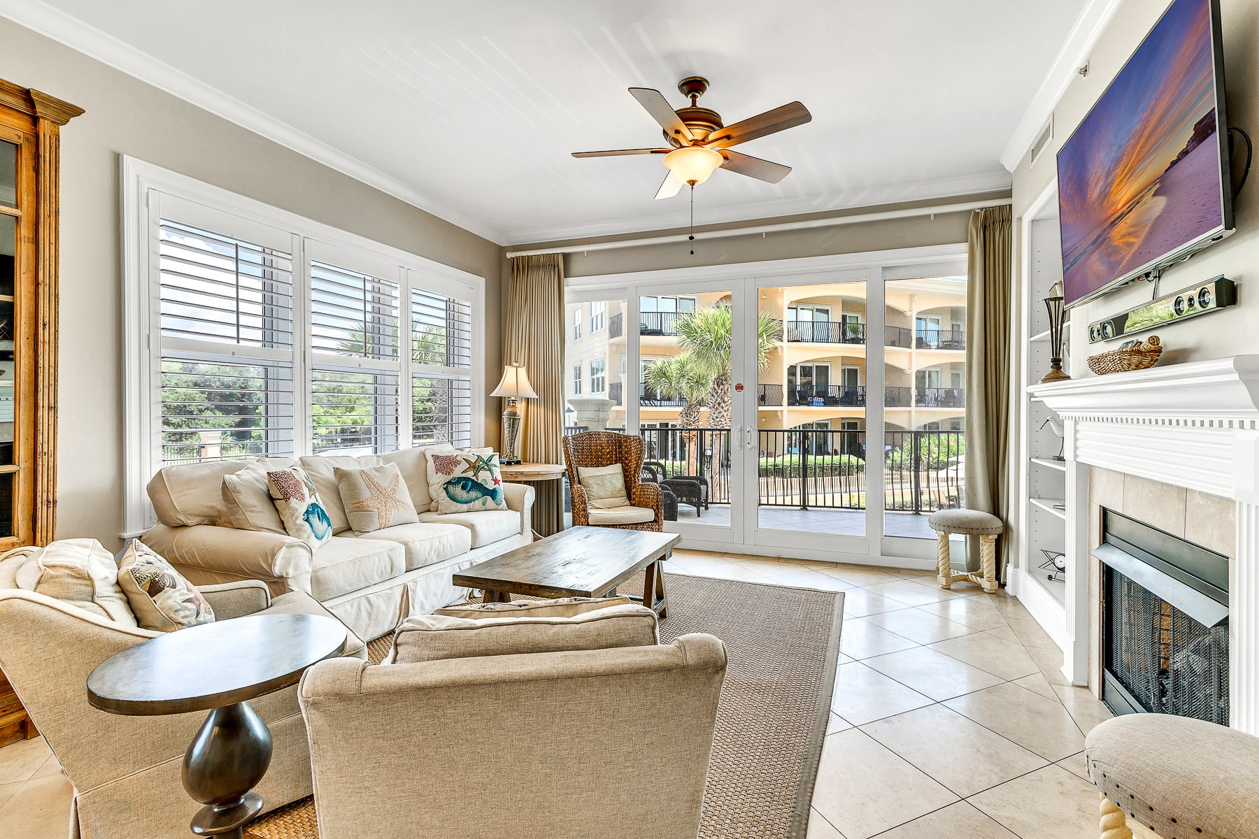 The corner unit grants plenty of natural light!