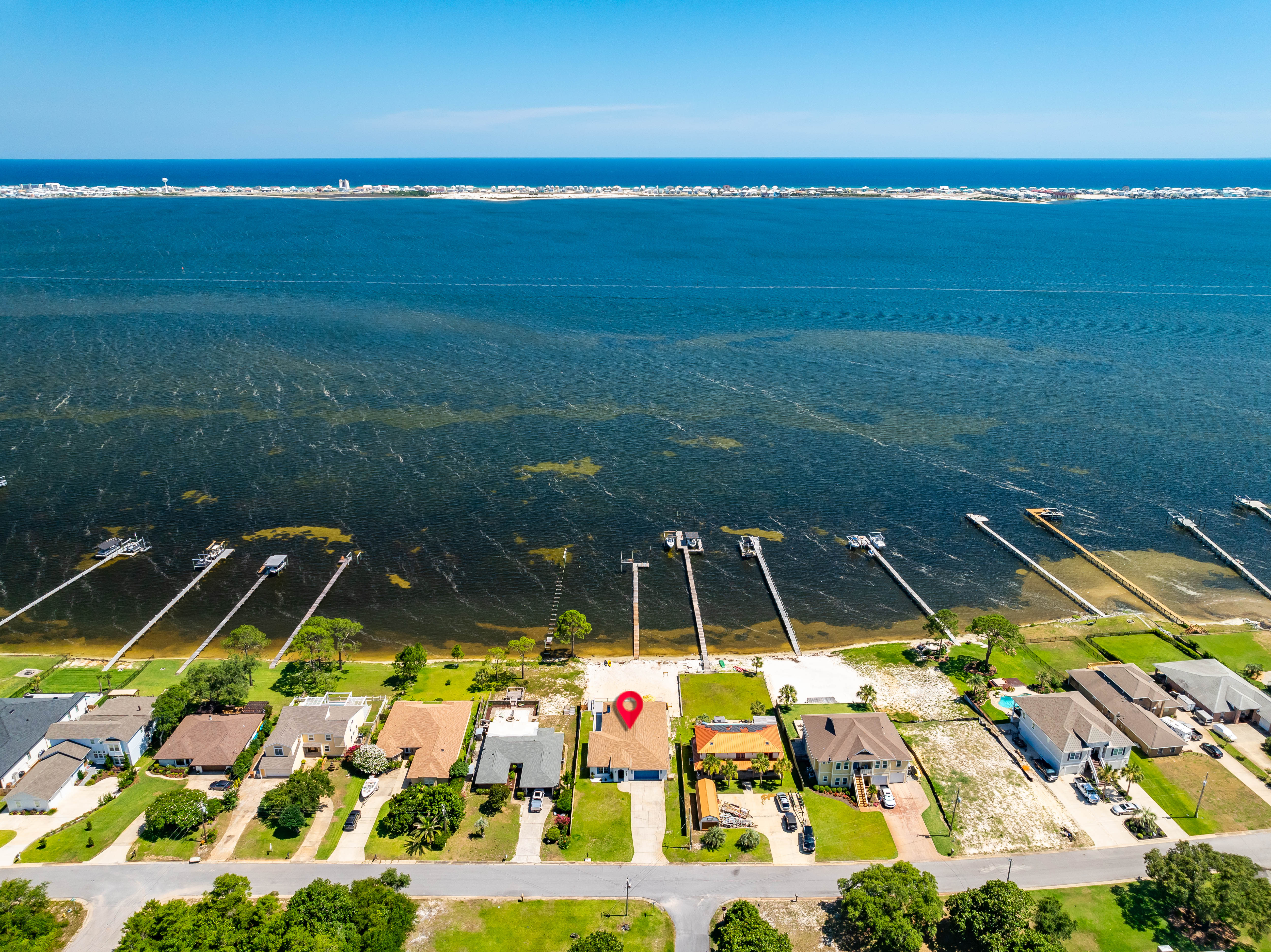 Beautiful, quiet neighborhood, amazing waters &amp; views, easy access to gulf side