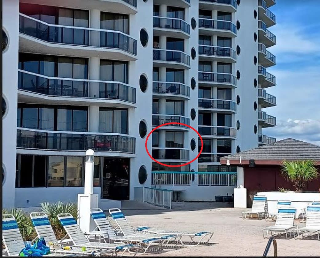 Unit located on 2nd floor.  Access all resort amenites via 1 flight of stairs.