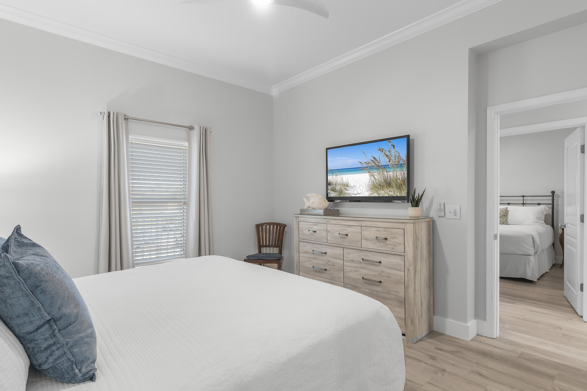 Beach Retreat 208 - Remodeled Ocean Front_17