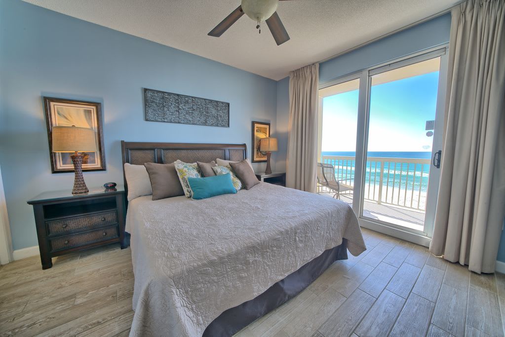 Balcony access from the Great Room!