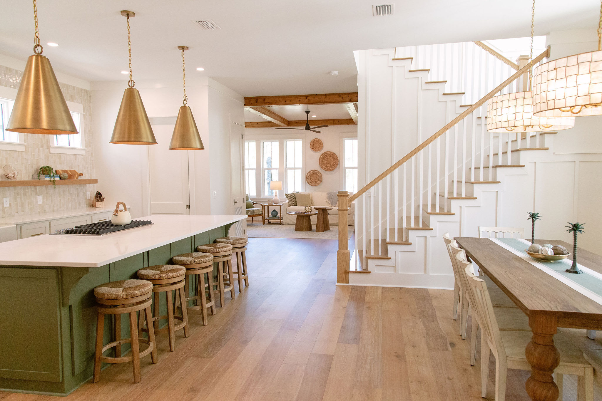 Luxury open plan living nestled against the wetlands between Rosemary &amp; Alys!