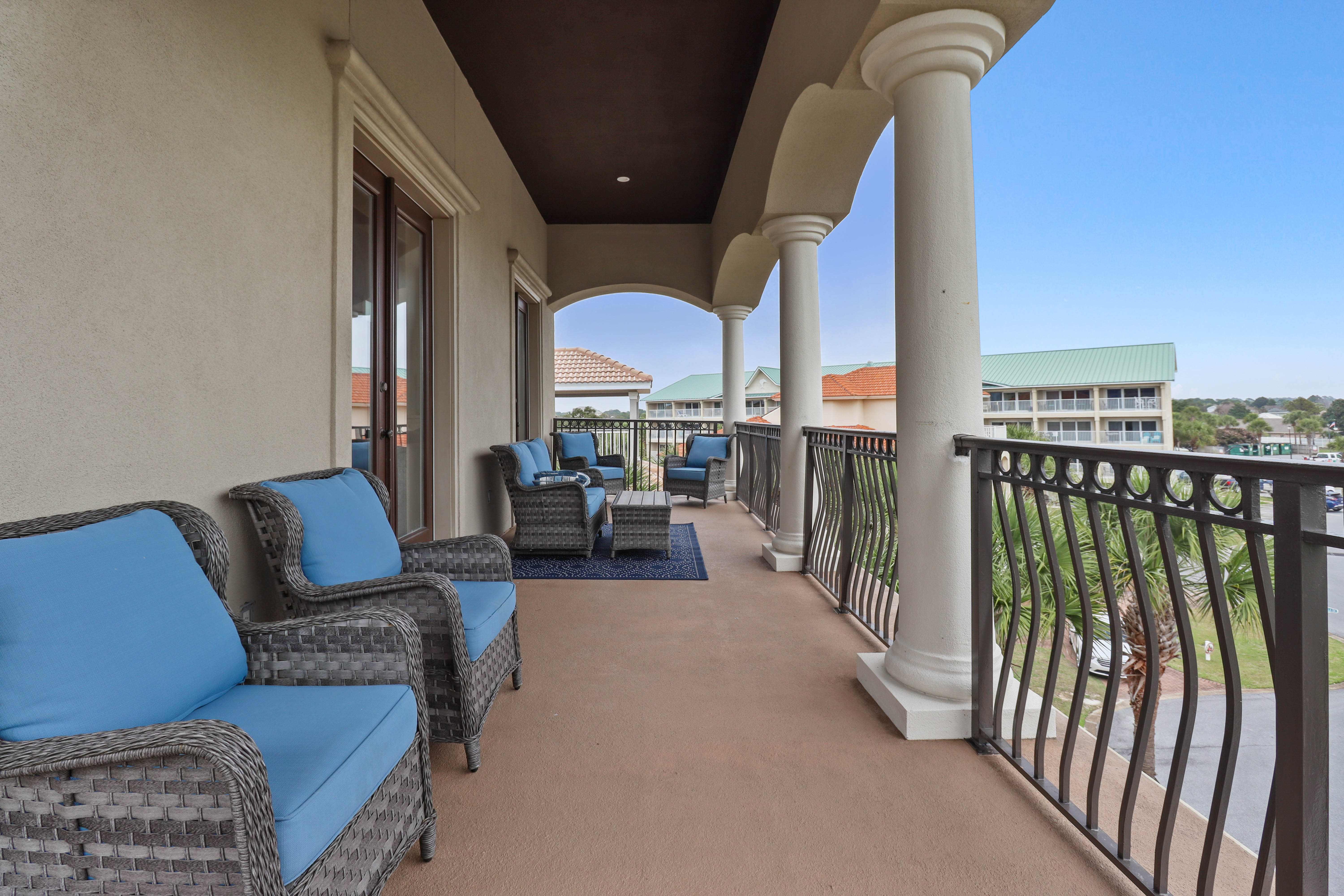 Balcony views - Front, Back &amp; Rooftop