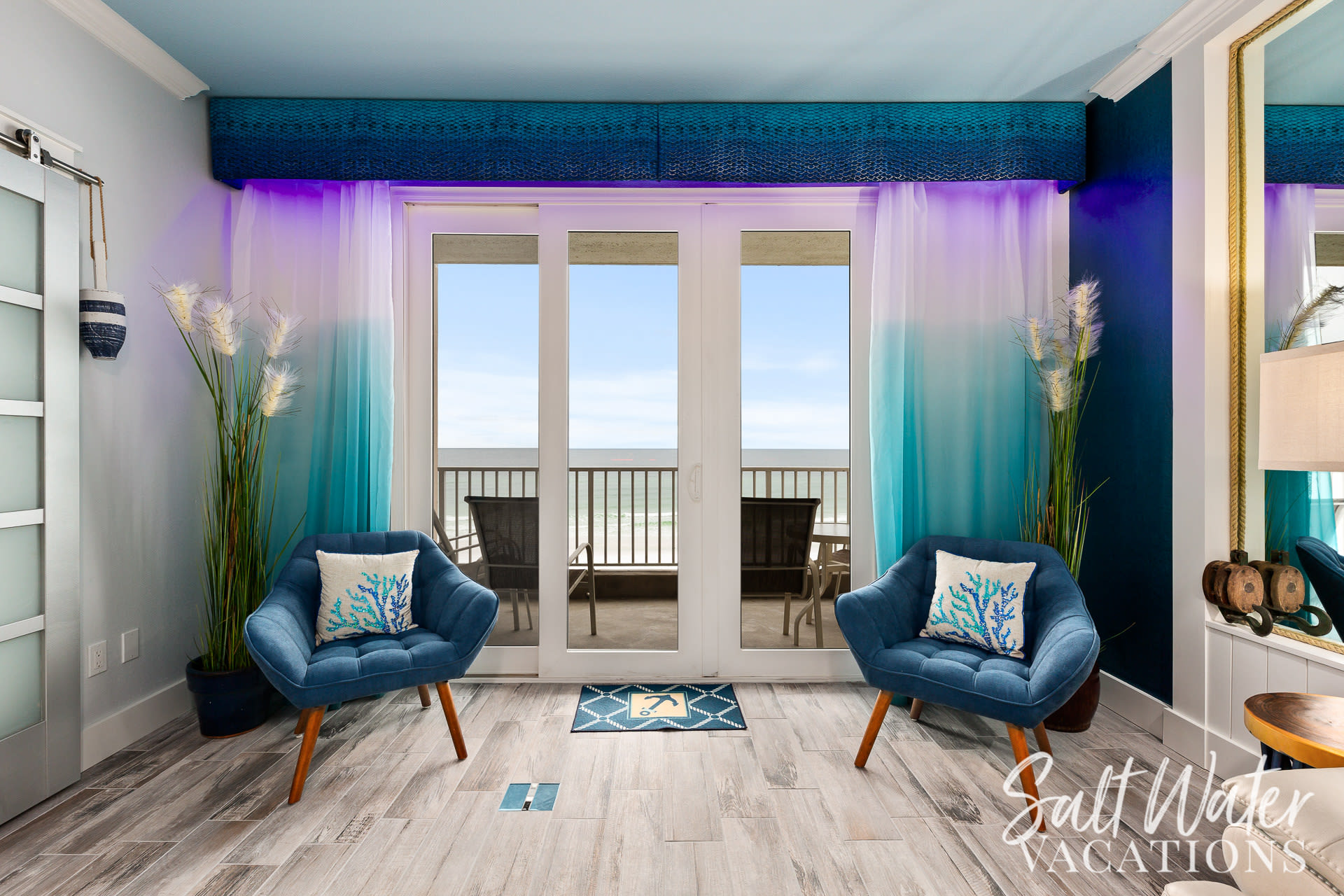 Beautiful tile floors with glass inlays...patio door to private deck 