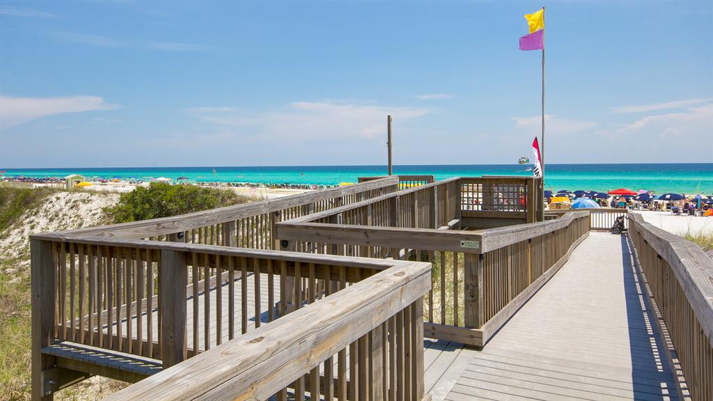 Westwinds beach walkover to the white sand