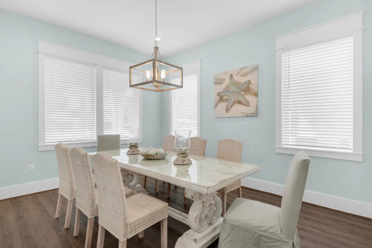 Breeze-9 Coastal casual dining area. Additional kitchen island seating, game table seating, and outdoor seating enable your large group to enjoy your meals together...rather than in shifts, lol.