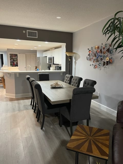 MAJESTIC BEACH RESORT PENTHOUSE_3