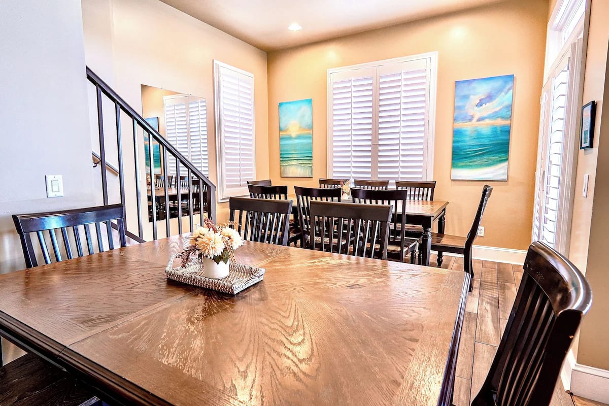Dining area on the second floor