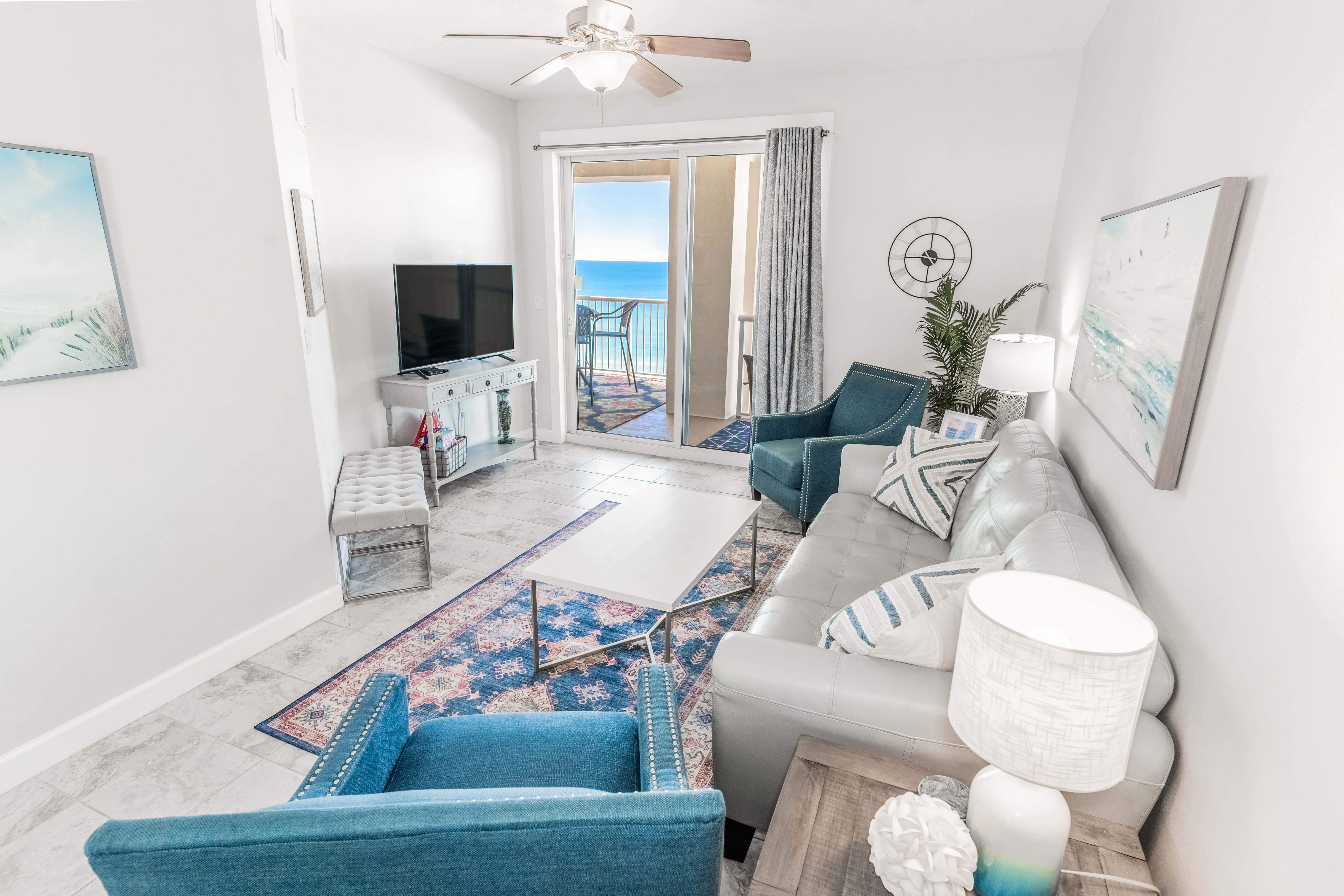 Beachfront 3BR, 2BA, Hall Bunks, Sleeps 8_0