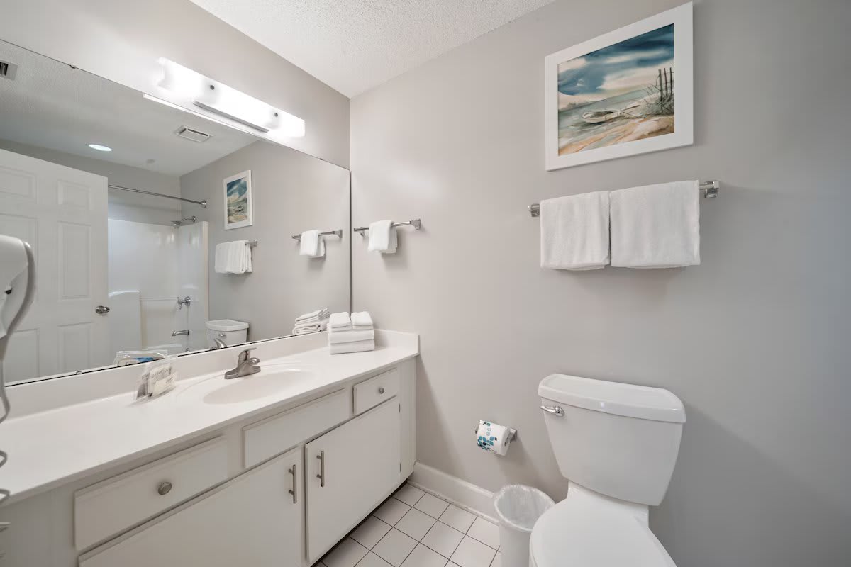 Bedroom 2 en suite Bathroom