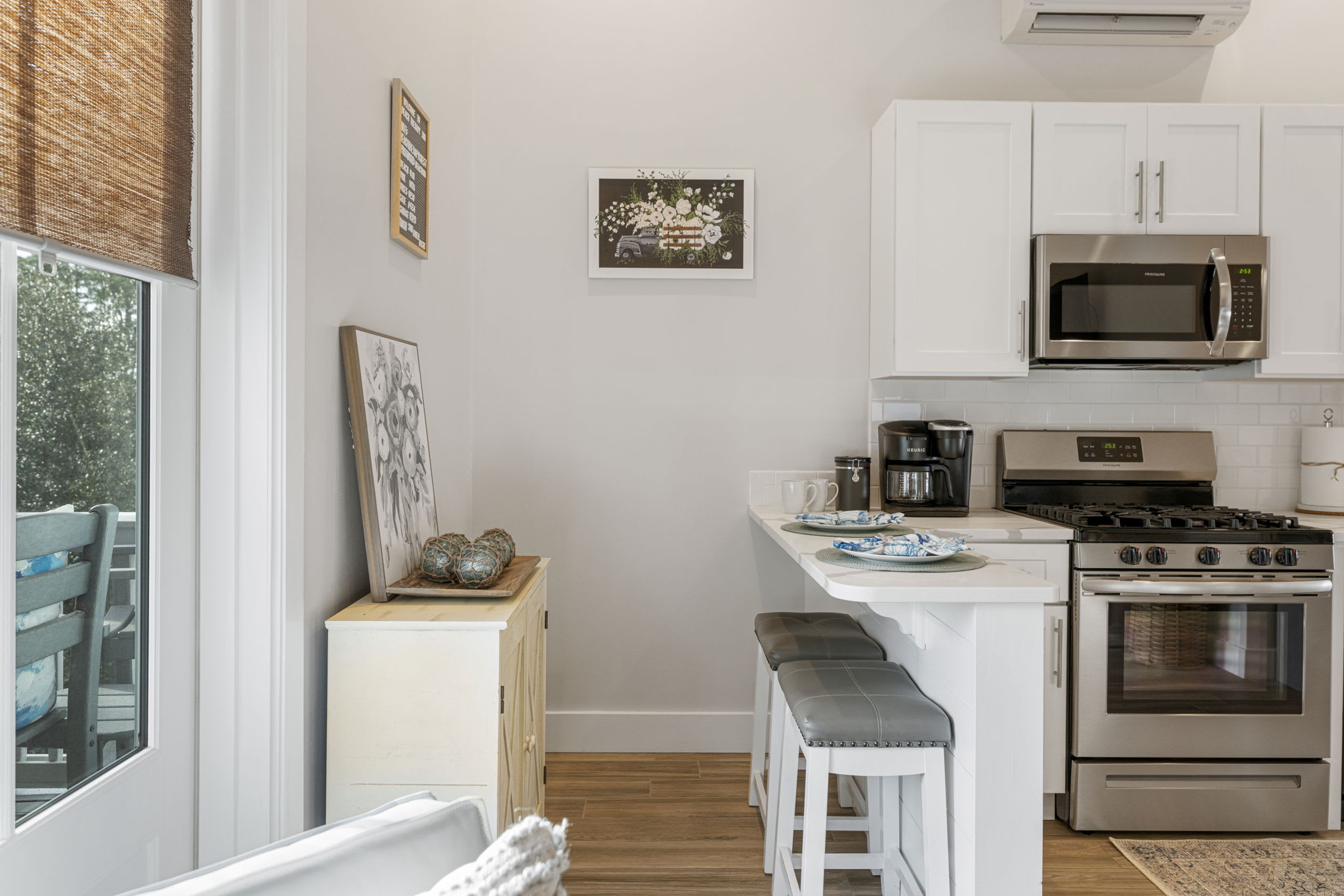 Kitchen Island available to eat at- Paper plates and napkins supplied. 