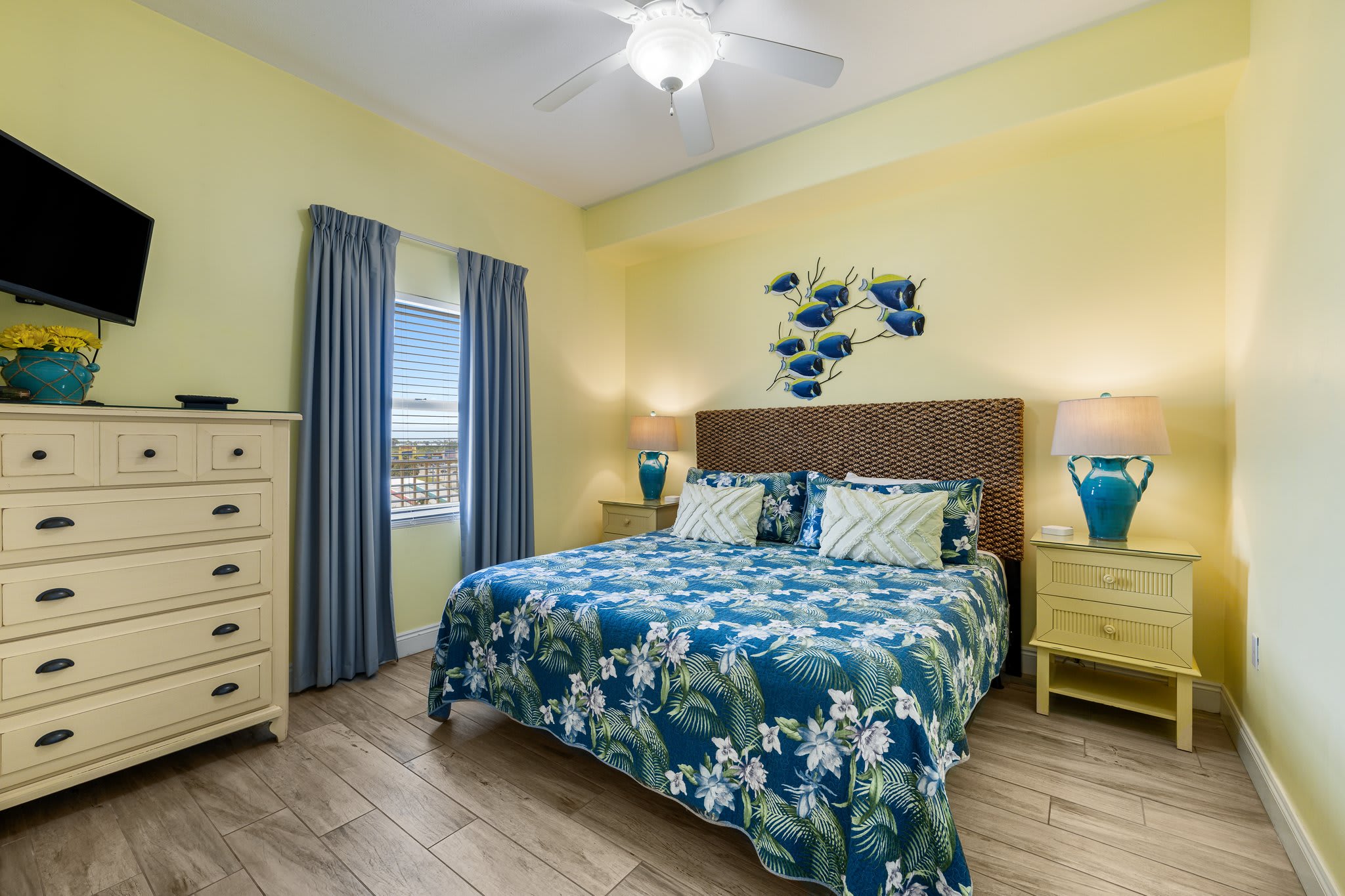 King bed in the second bedroom! 