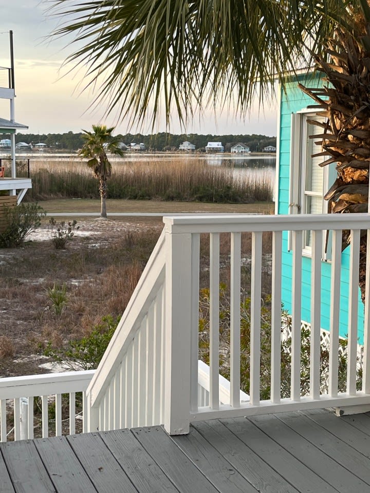 Steps from Little Lagoon with walking/biking trail and fishing