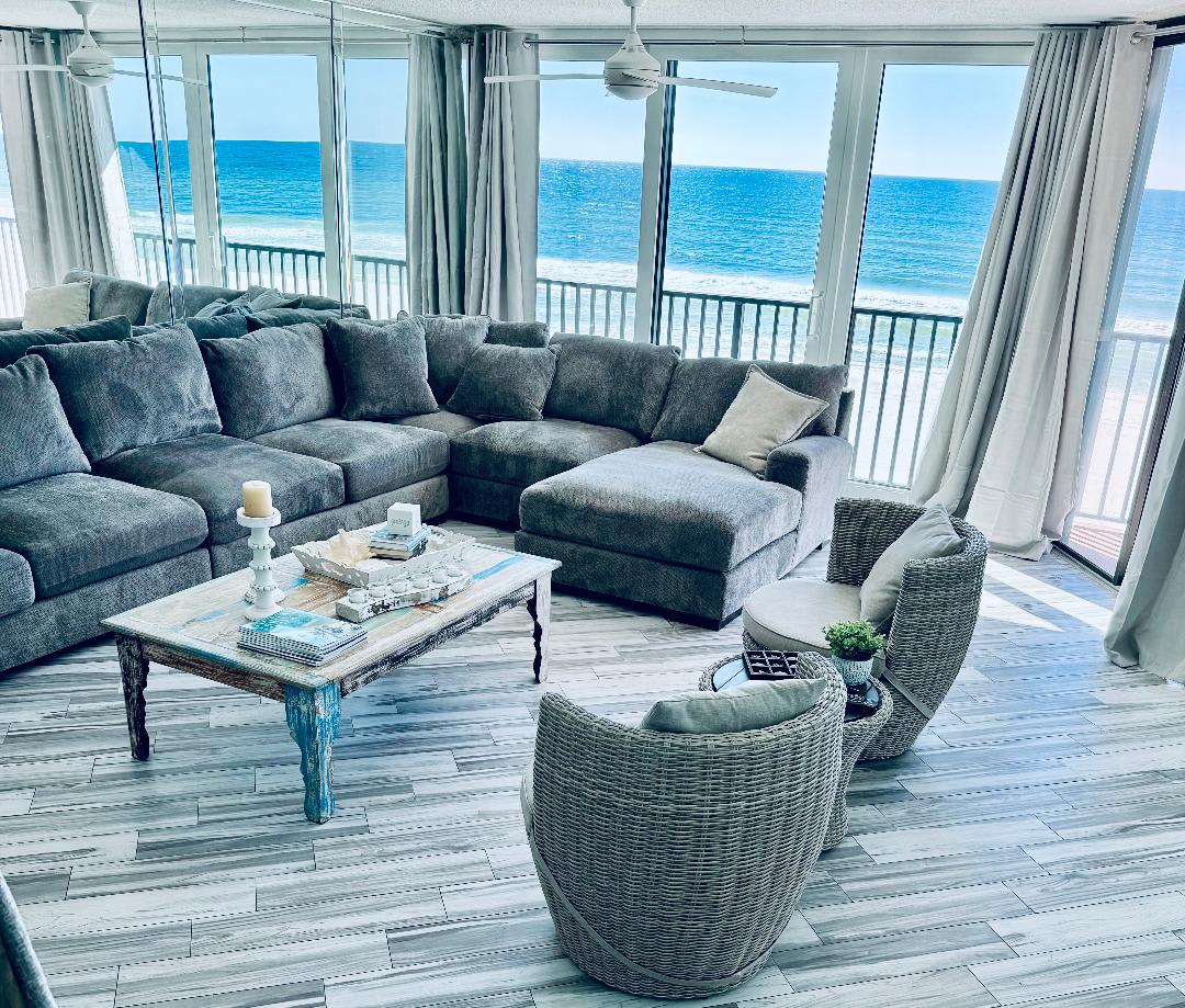 Open Floor Plan with Wall of Windows!