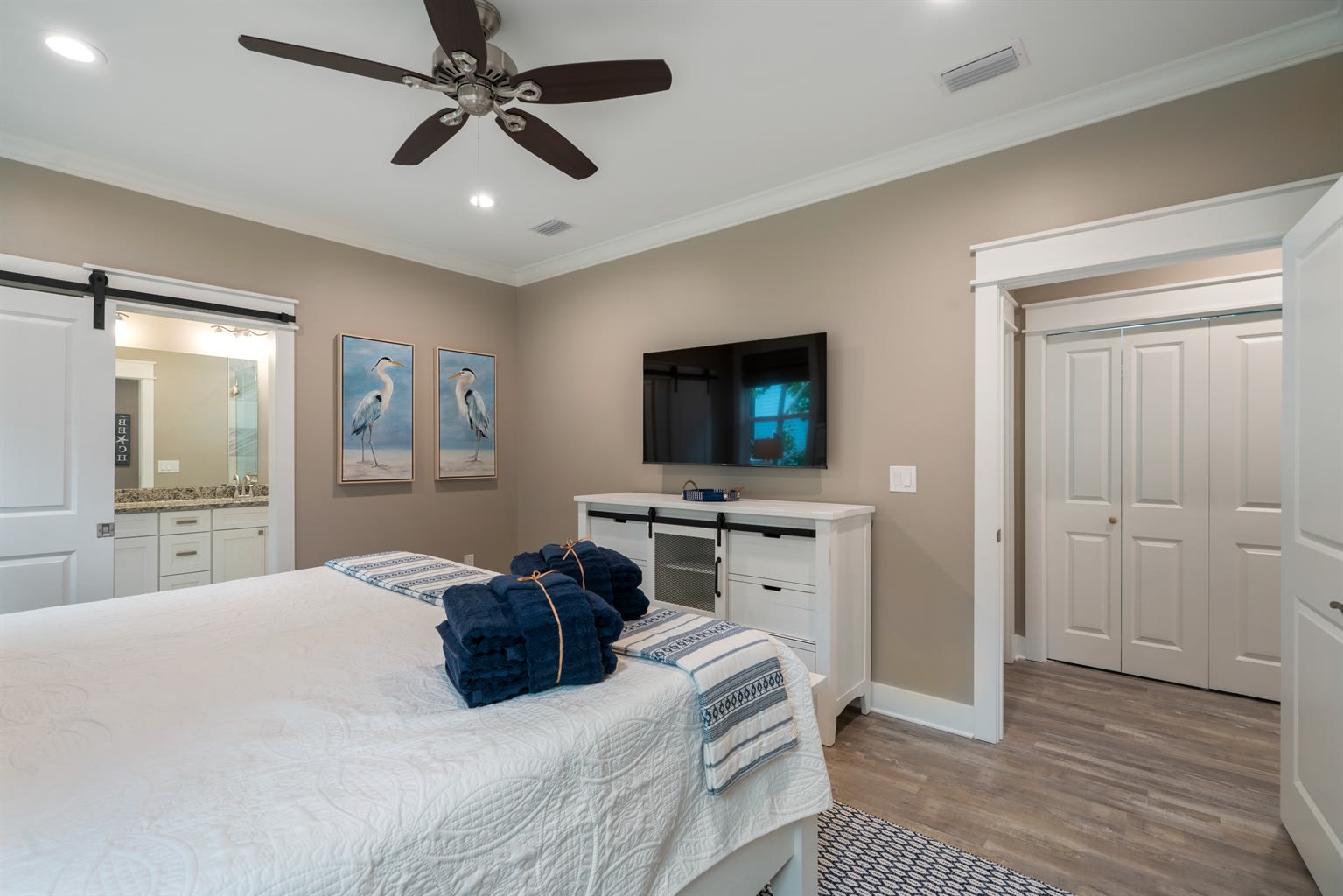 Master Bedroom with En-suite Bathroom